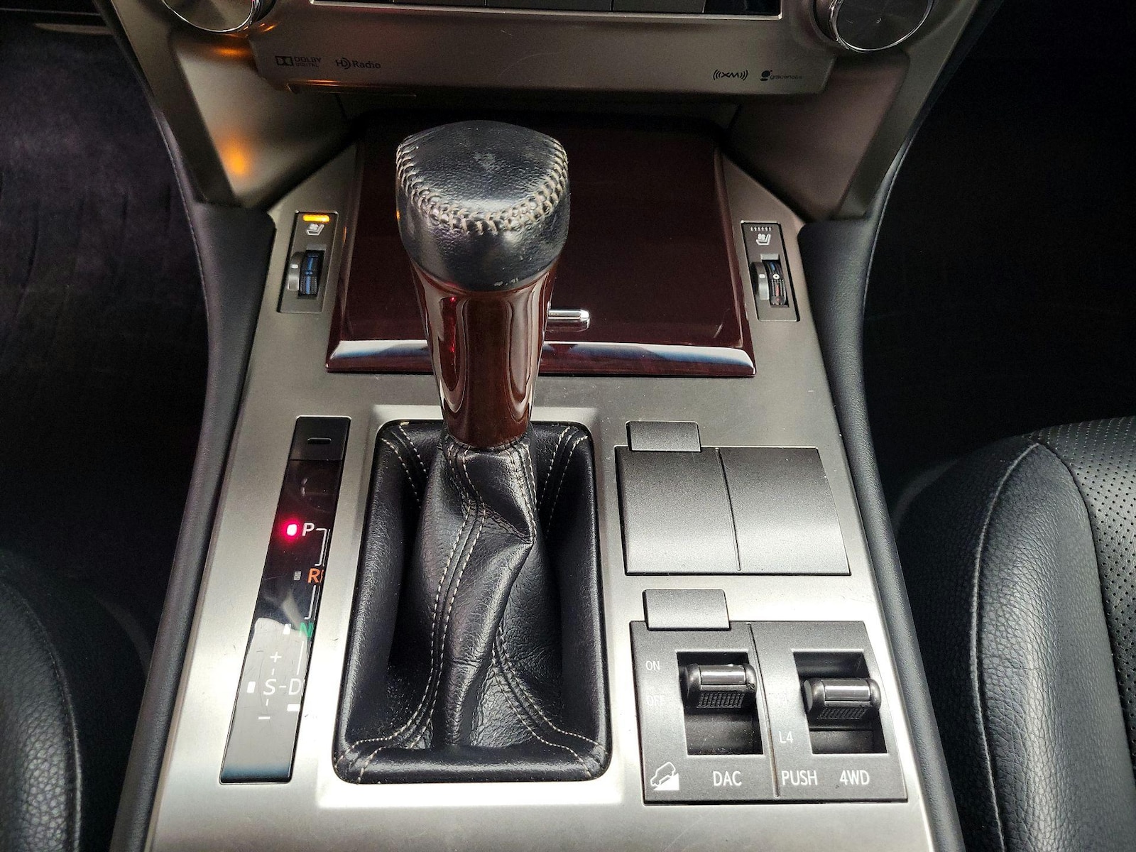 2016 Lexus GX Base - Photo 19
