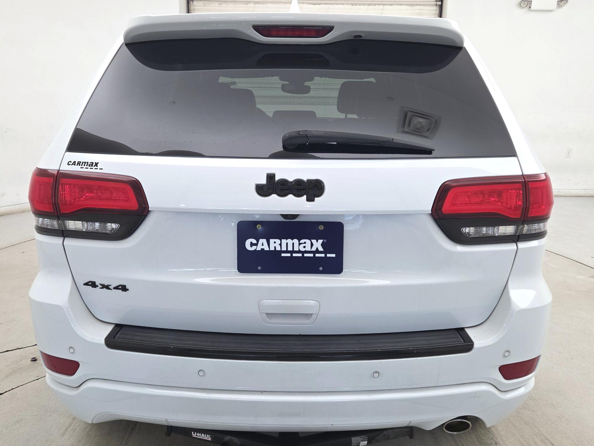 Thumbnail: 2017 Jeep Grand Cherokee - 6