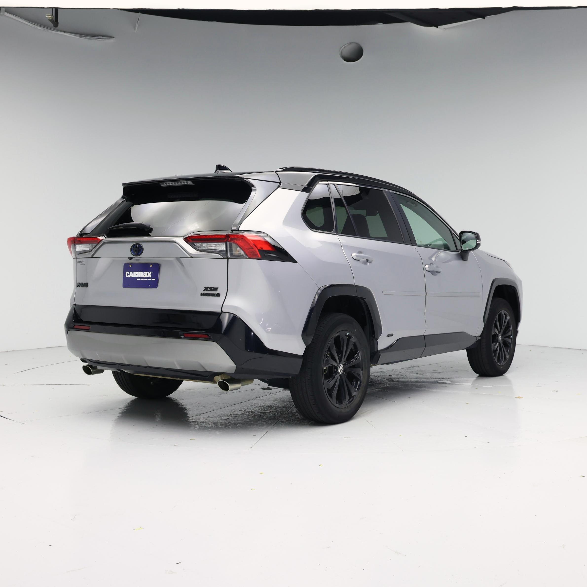 Thumbnail: 2022 Toyota RAV4 - 8