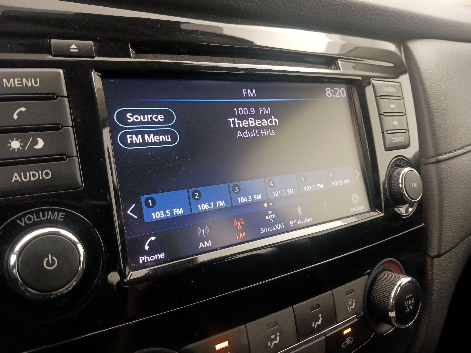 Thumbnail: 2019 Nissan Rogue - 15