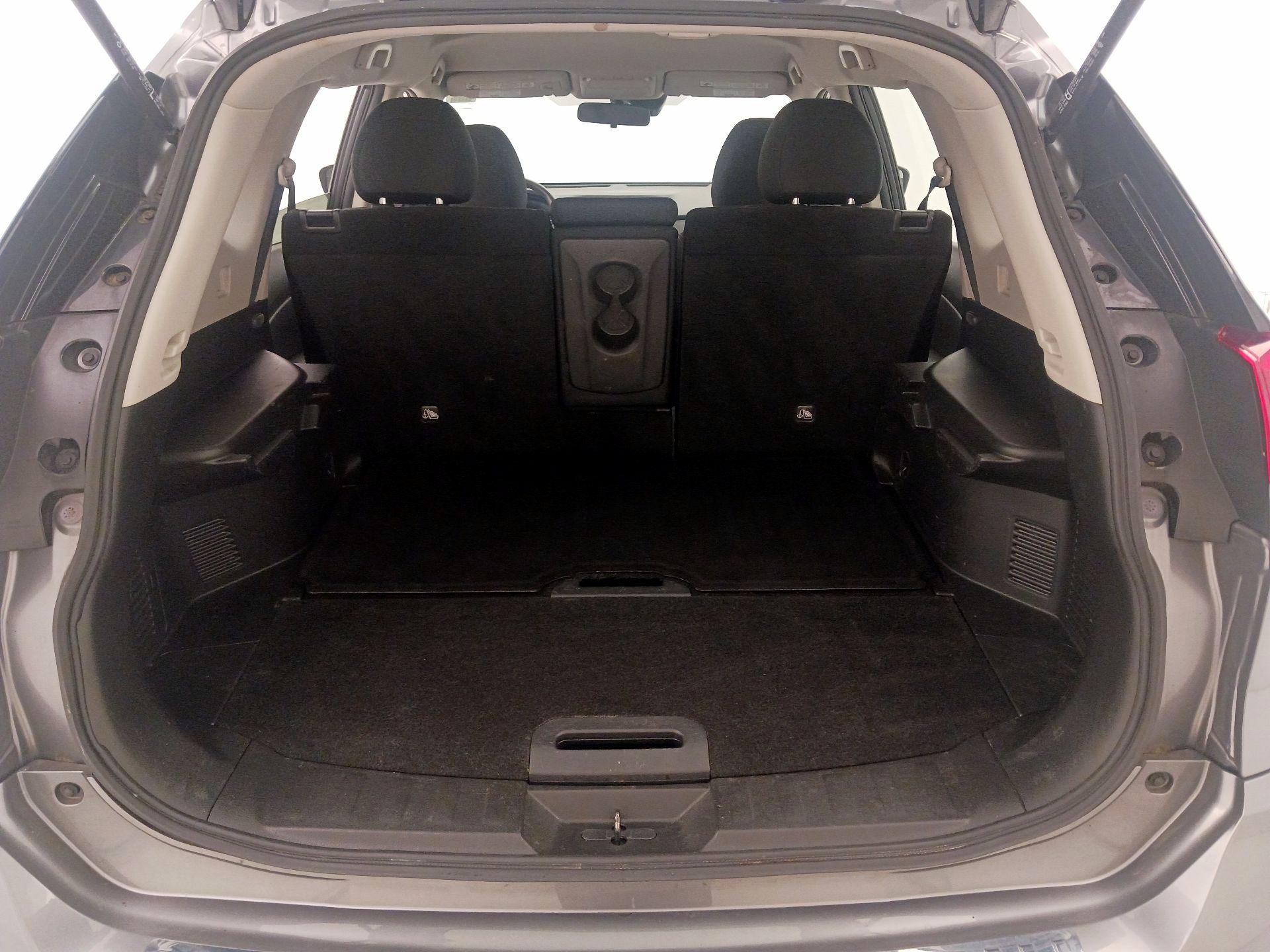 Thumbnail: 2019 Nissan Rogue - 20