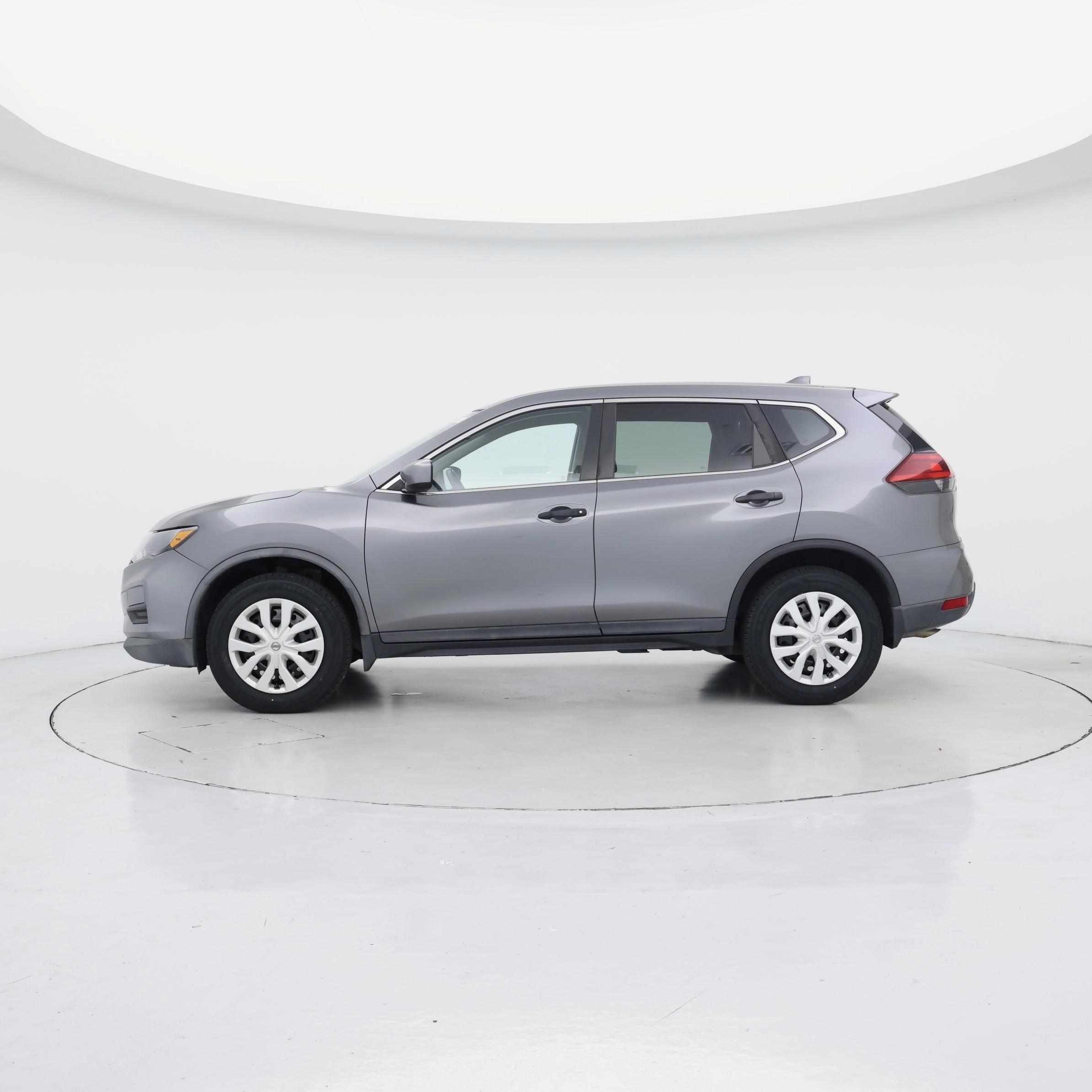Thumbnail: 2019 Nissan Rogue - 3