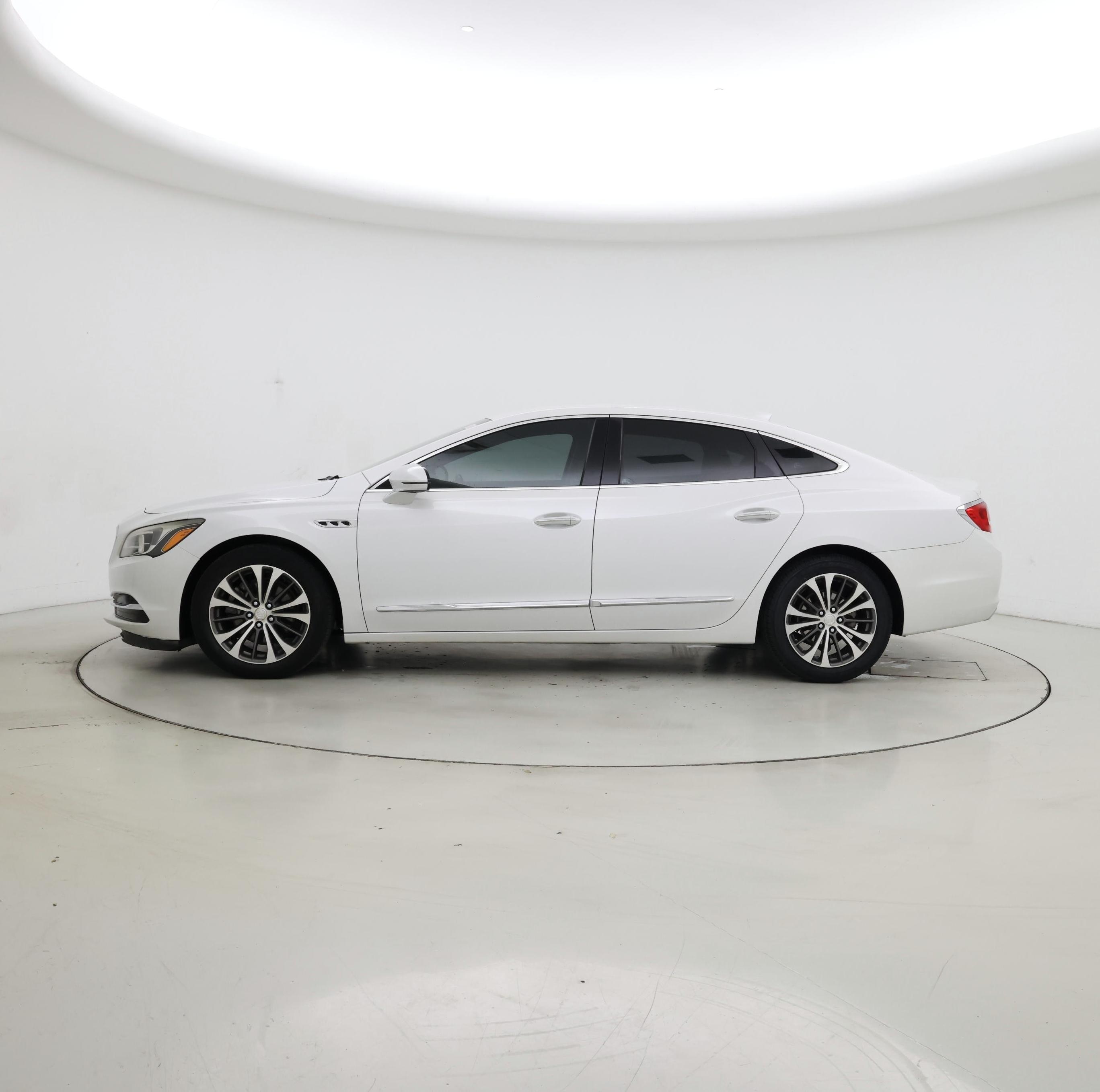Thumbnail: 2017 Buick LaCrosse - 3