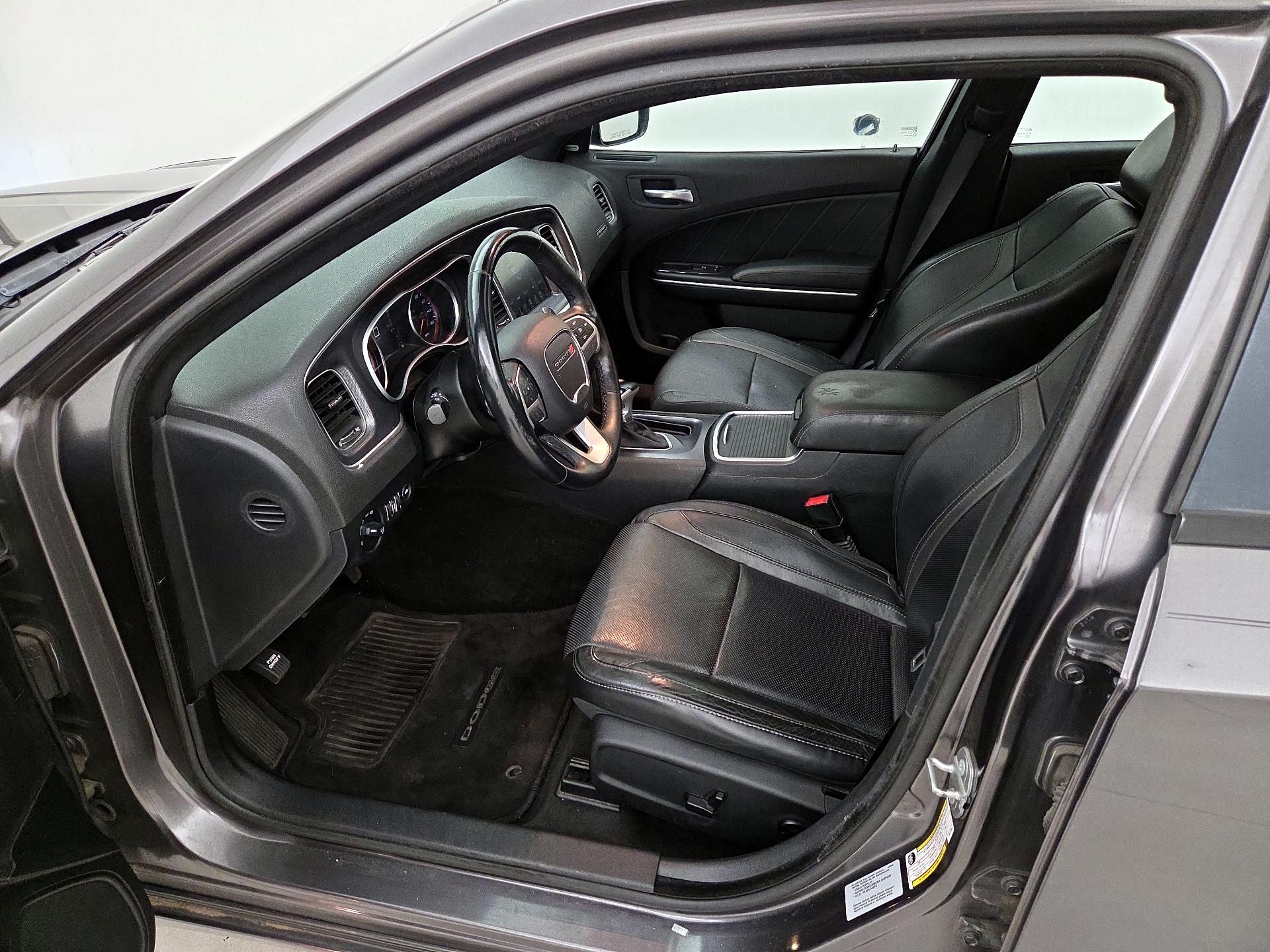 Thumbnail: 2015 Dodge Charger - 11