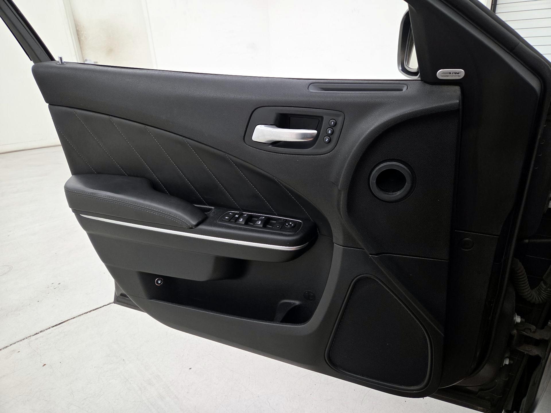 Thumbnail: 2015 Dodge Charger - 12