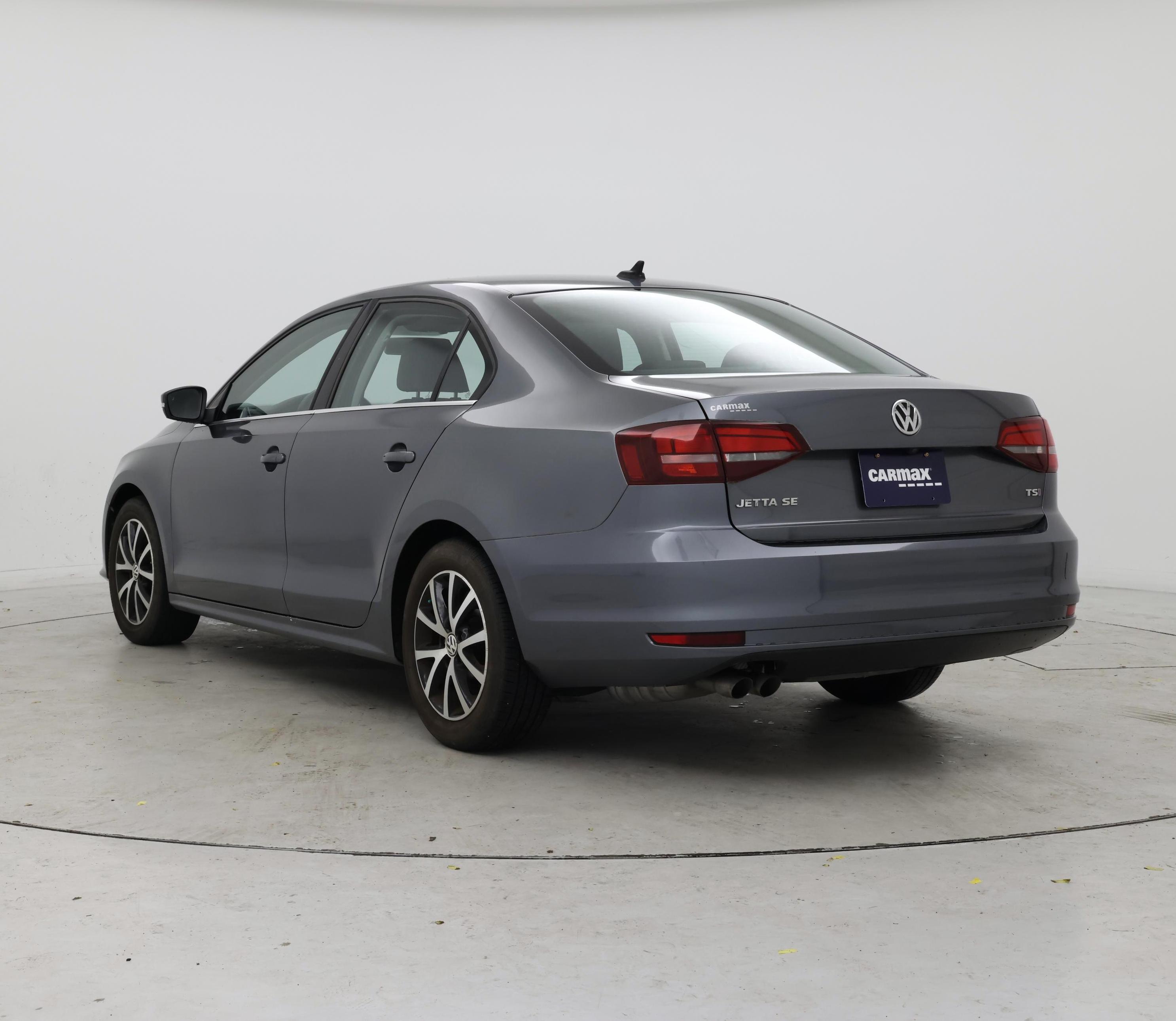 Thumbnail: 2017 Volkswagen Jetta - 2