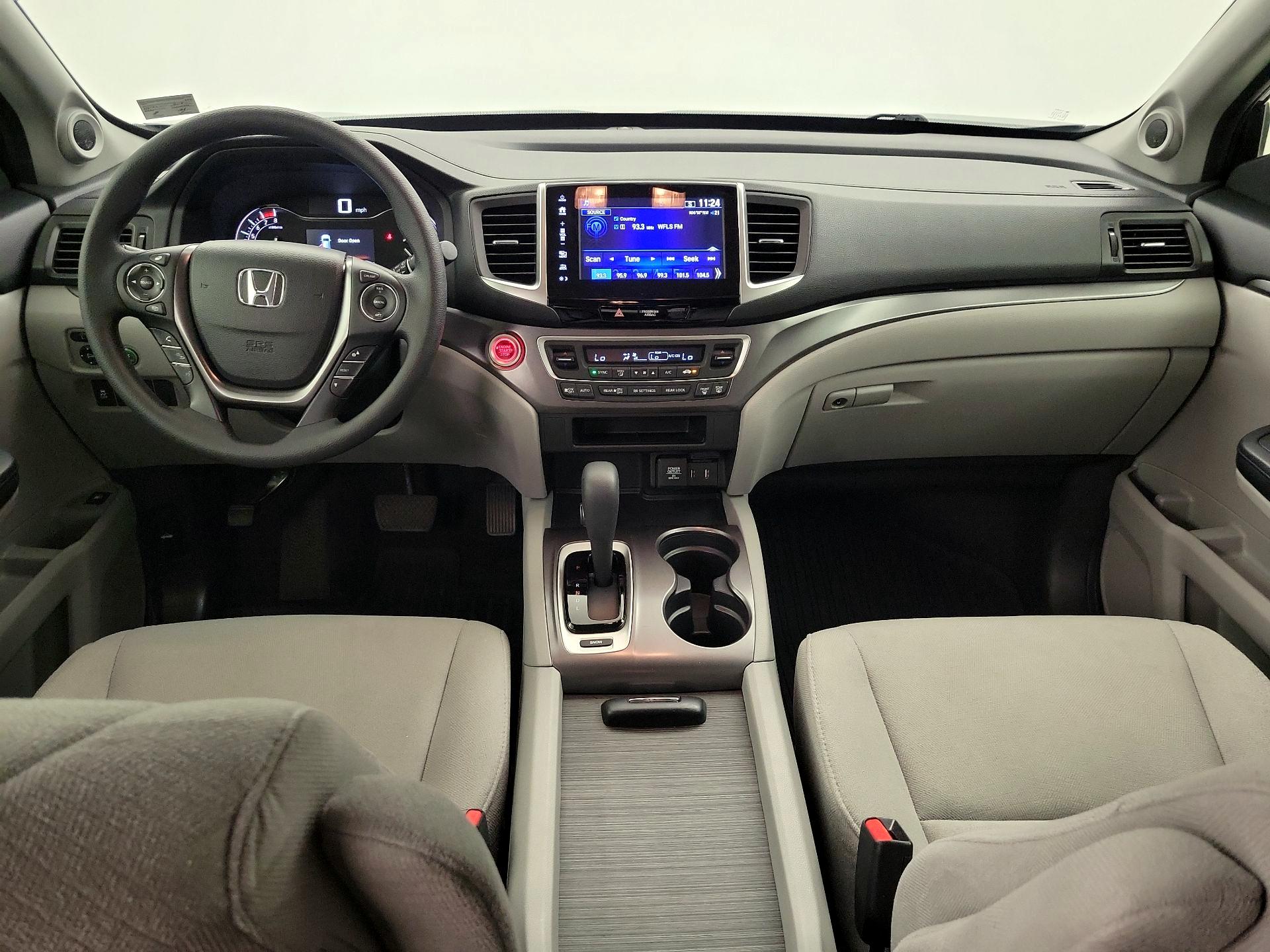 Thumbnail: 2018 Honda Pilot - 9