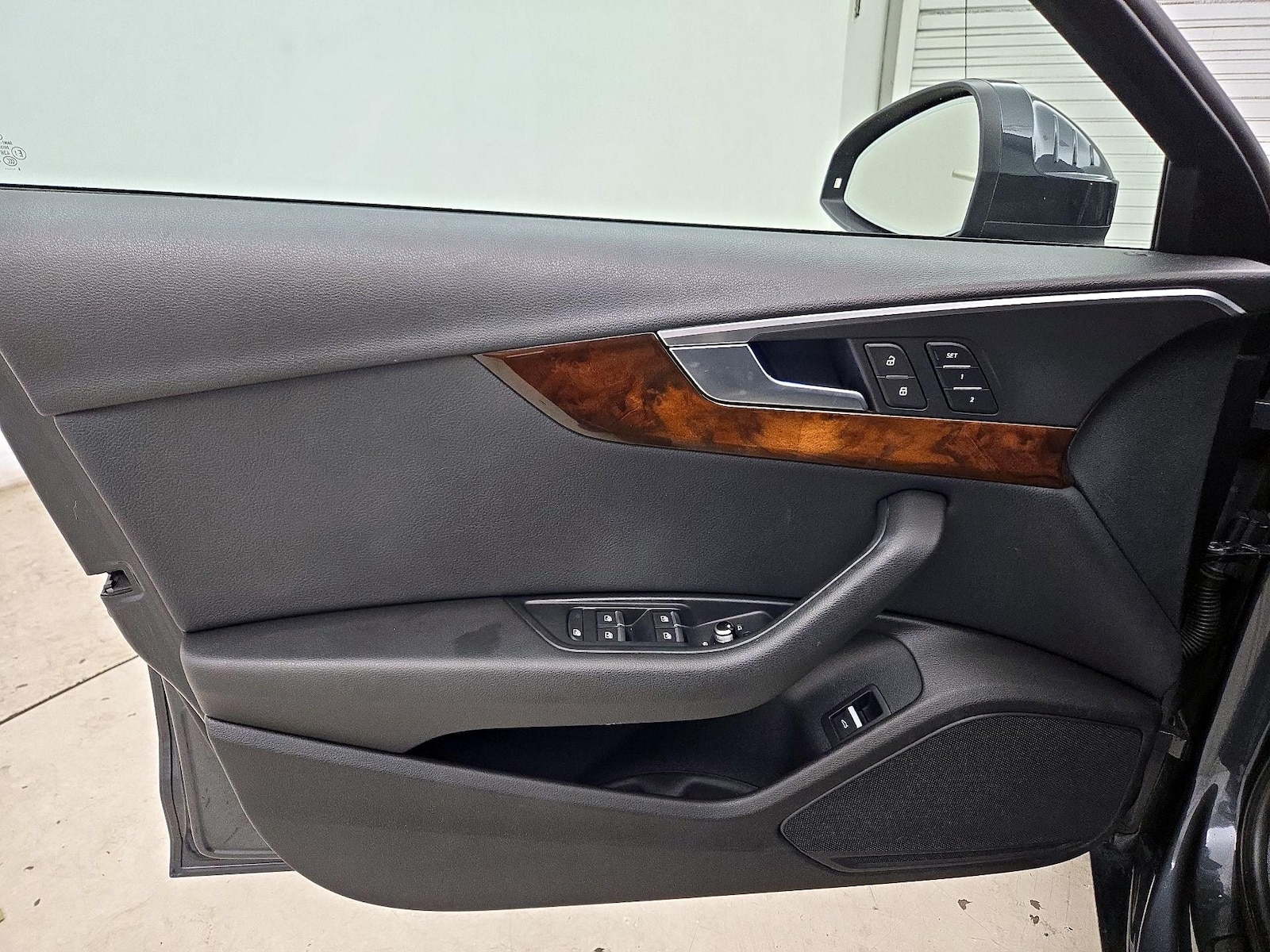 2017 Audi A4 Premium - Photo 13