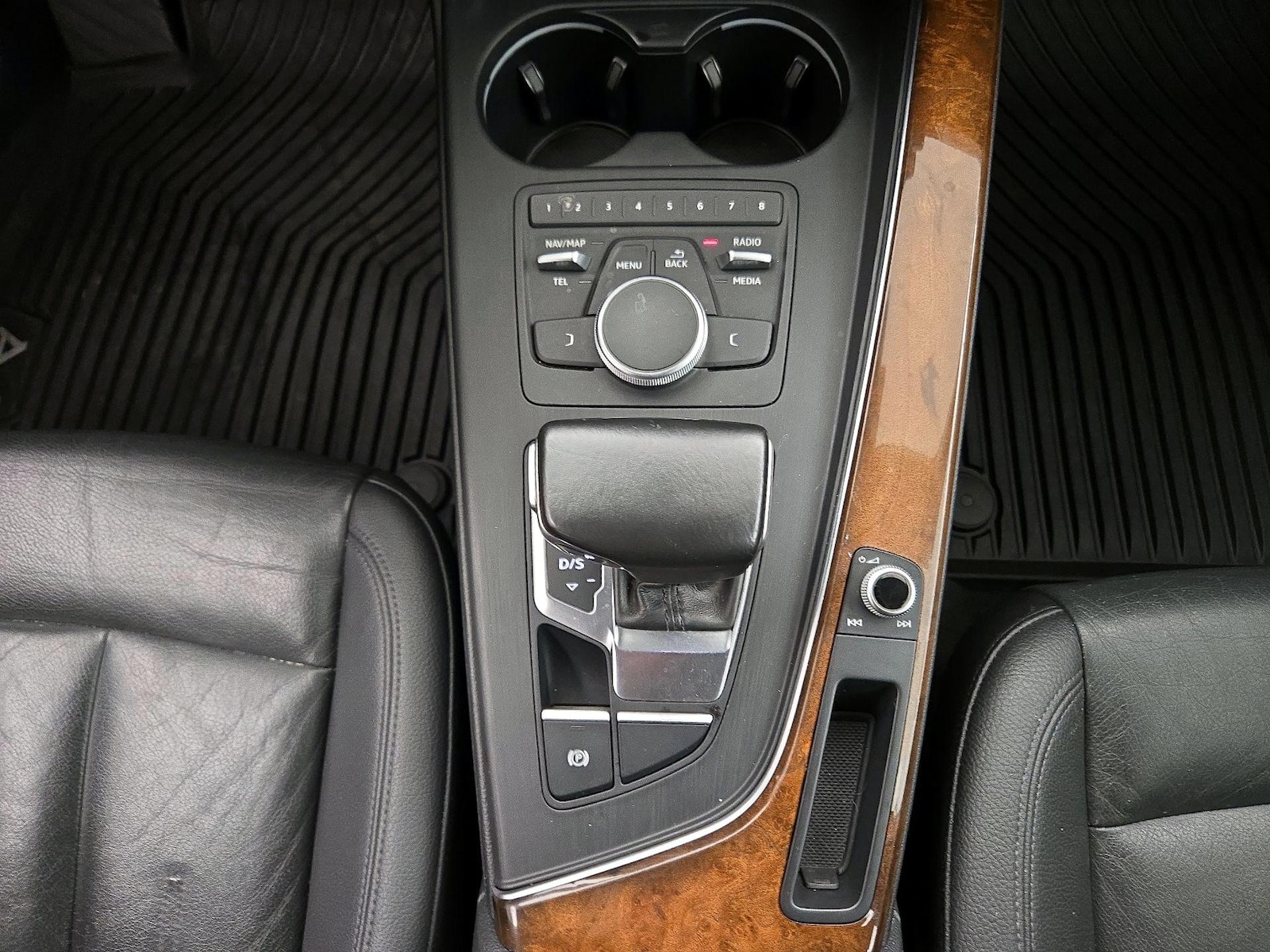2017 Audi A4 Premium - Photo 17