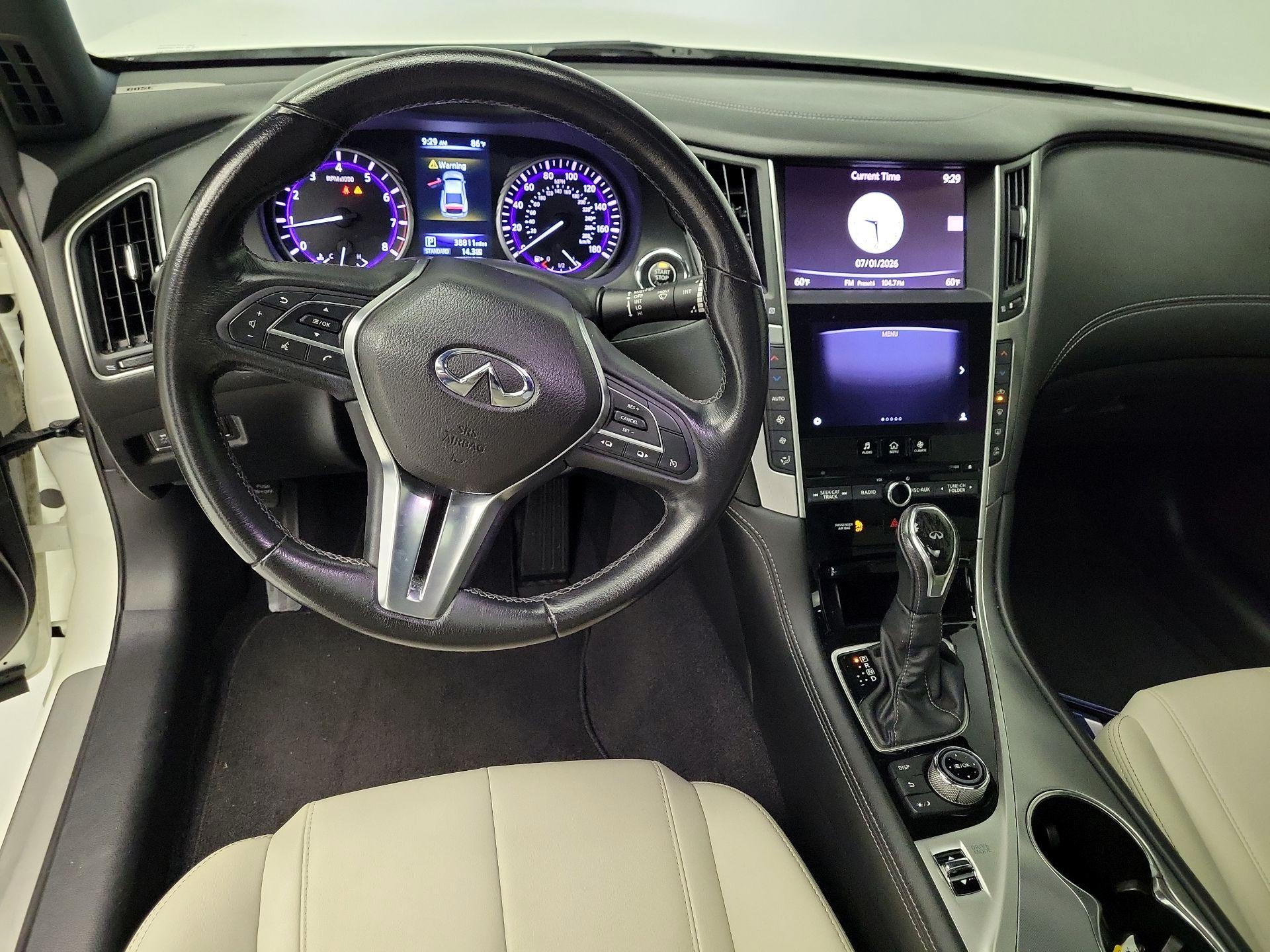 Thumbnail: 2017 INFINITI Q60 - 9