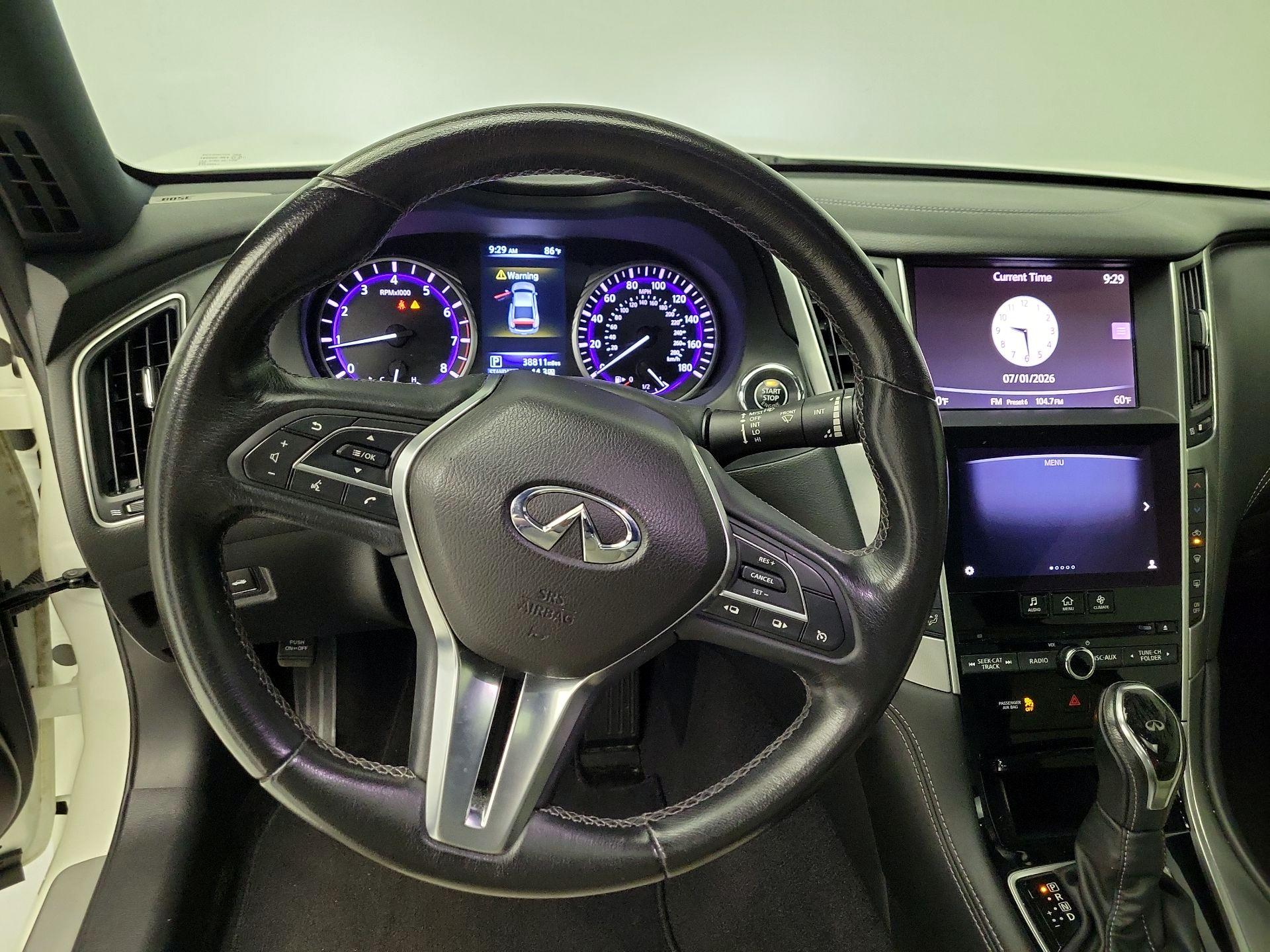 Thumbnail: 2017 INFINITI Q60 - 10