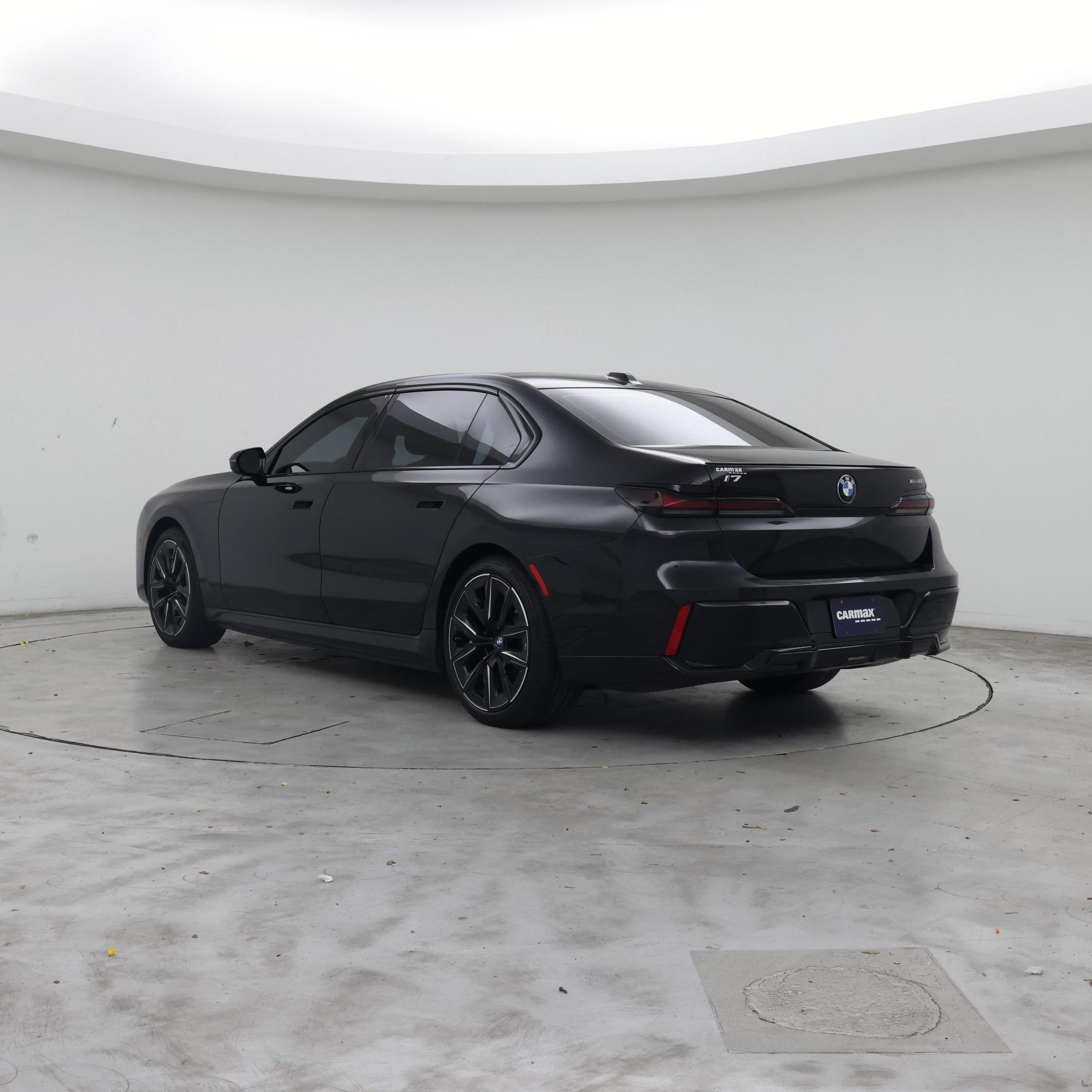 Thumbnail: 2023 BMW i7 - 2