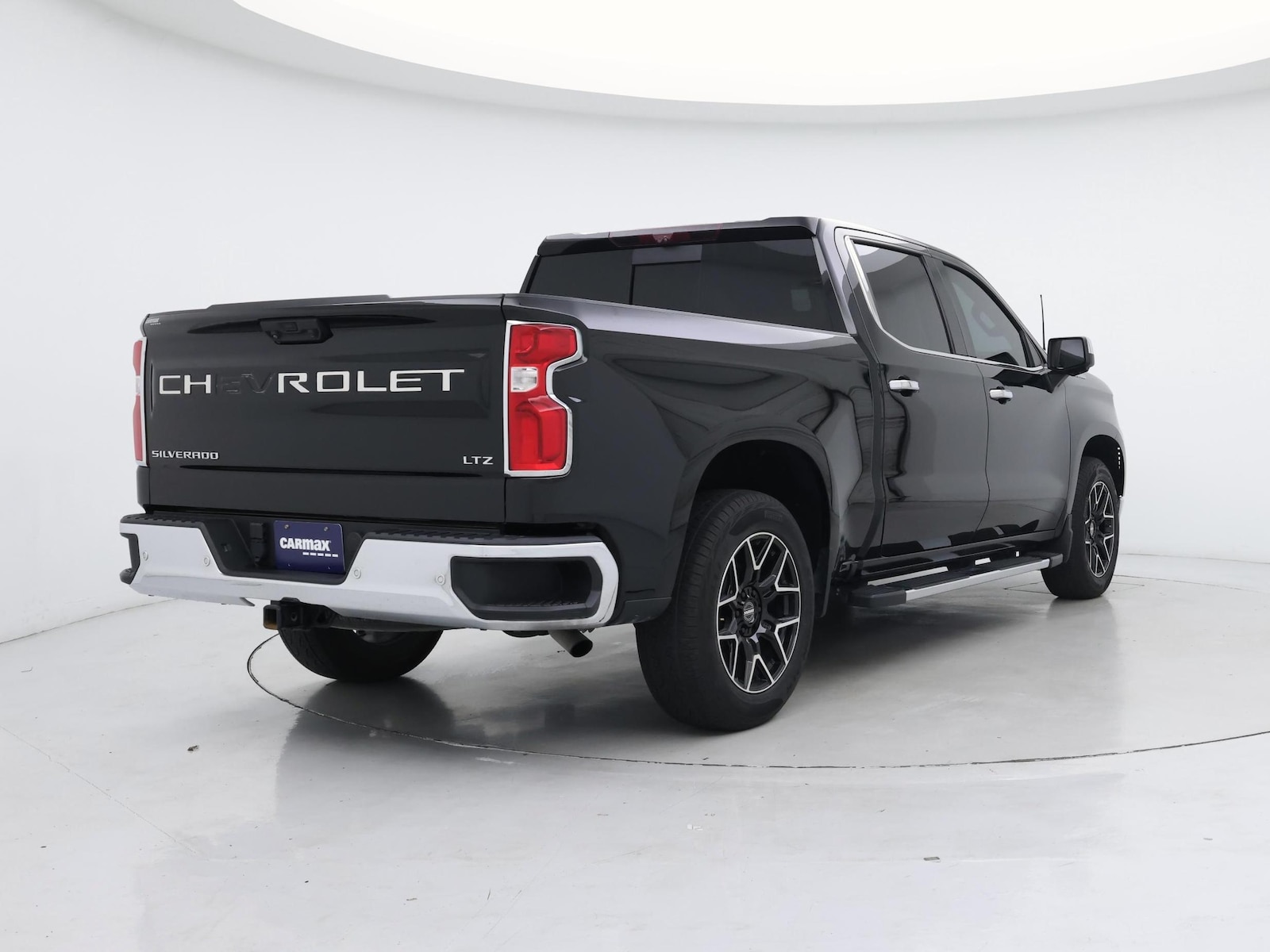 2022 Chevrolet Silverado 1500 LTZ - Photo 9