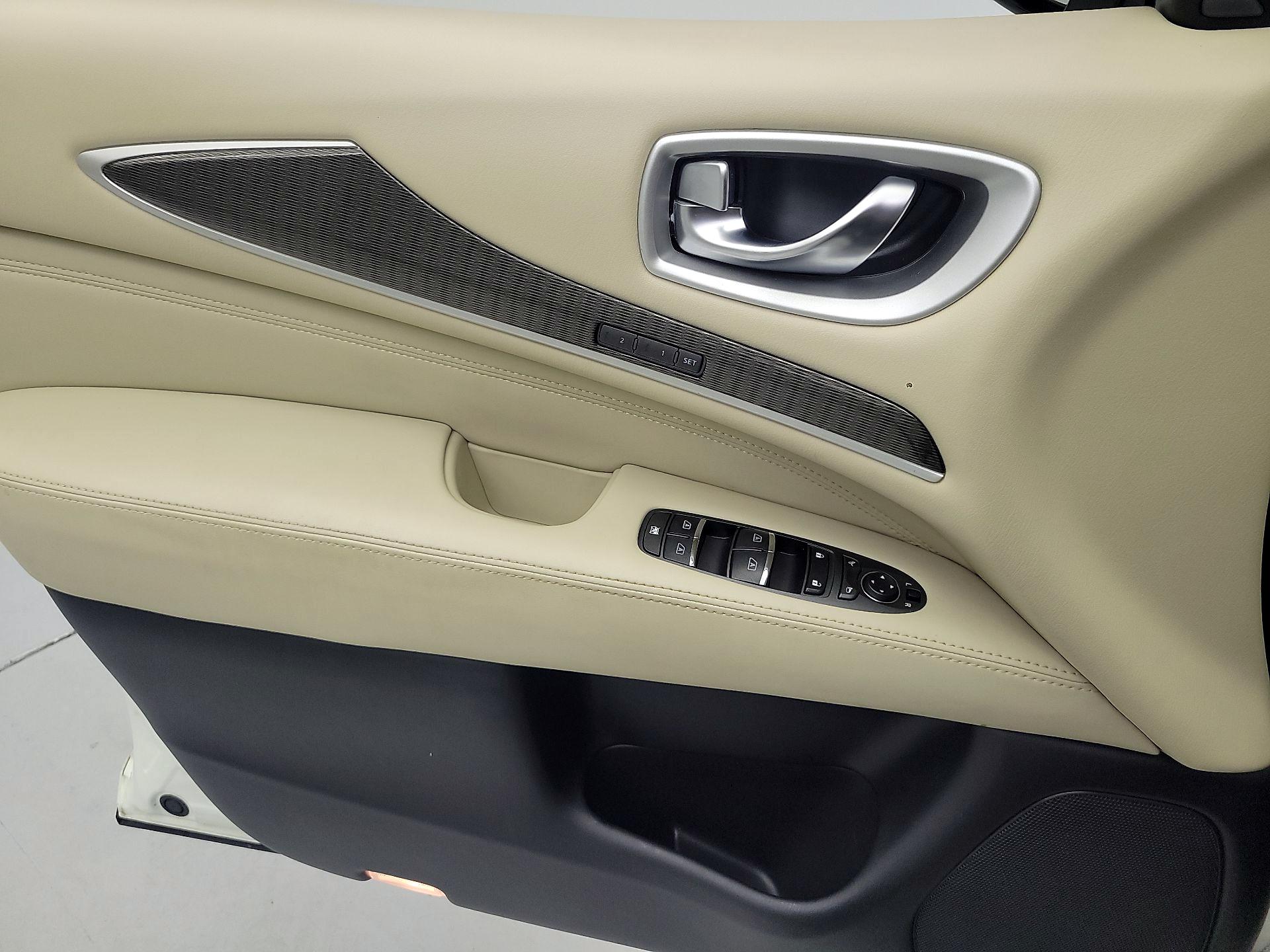 Thumbnail: 2020 INFINITI QX60 - 12