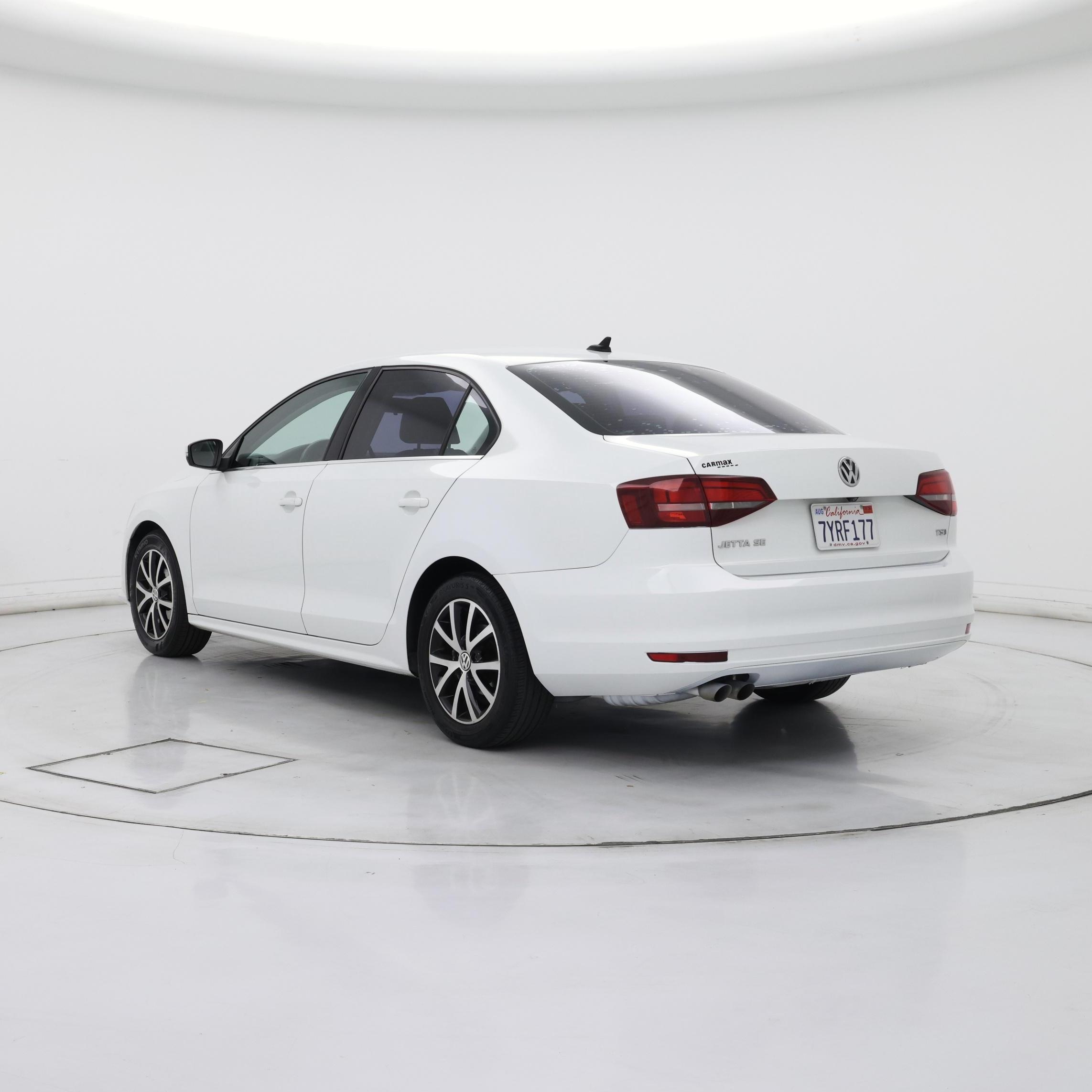 Thumbnail: 2017 Volkswagen Jetta - 2