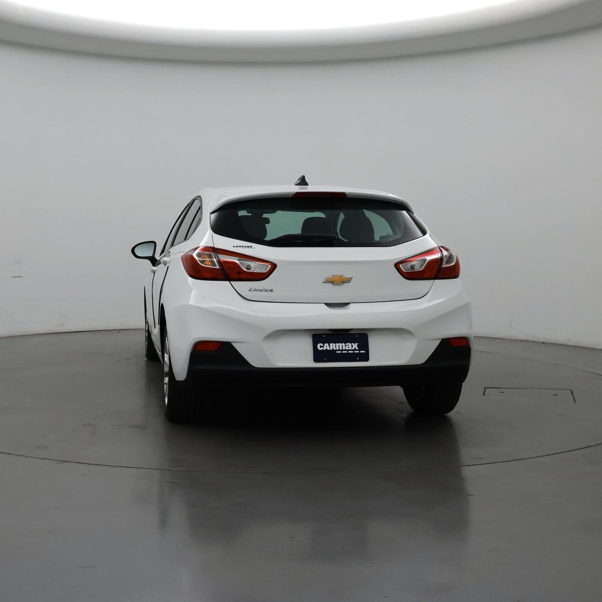 Thumbnail: 2019 Chevrolet Cruze - 6