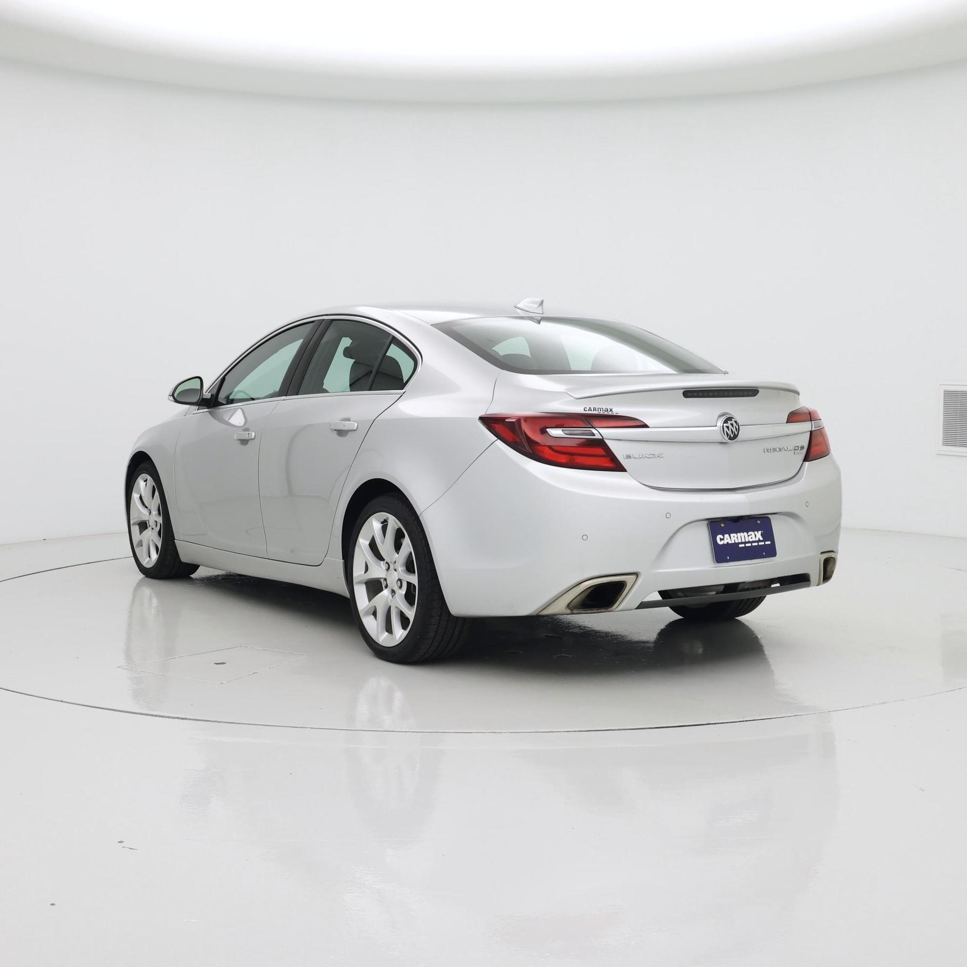Thumbnail: 2016 Buick Regal - 2