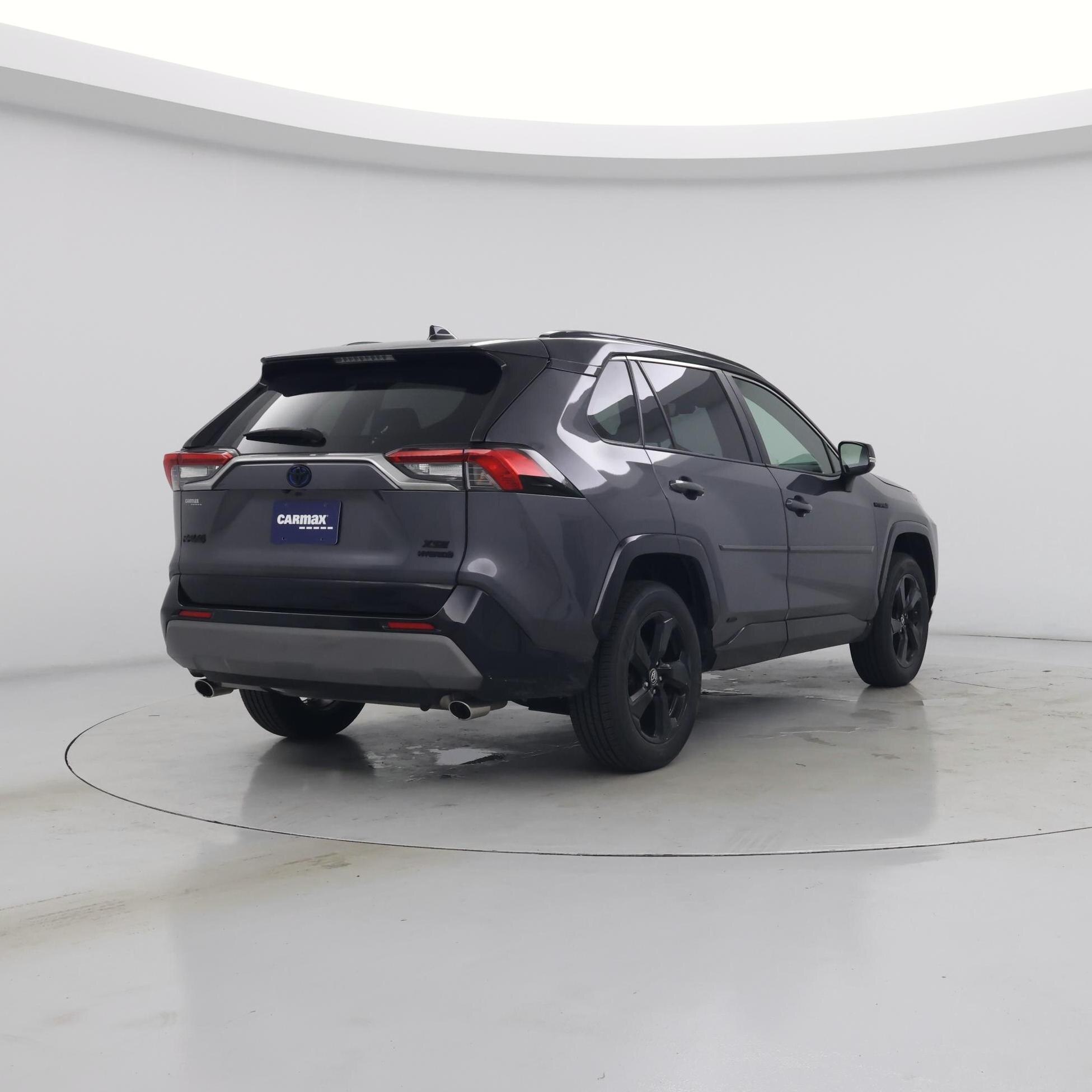Thumbnail: 2019 Toyota RAV4 - 8