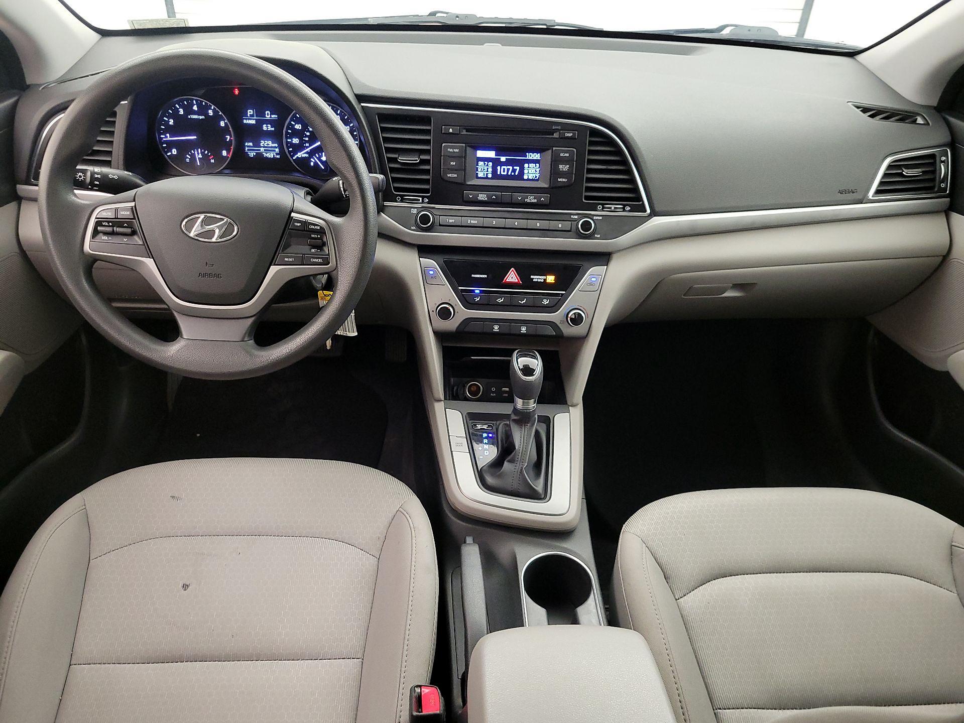 Thumbnail: 2017 Hyundai Elantra - 9
