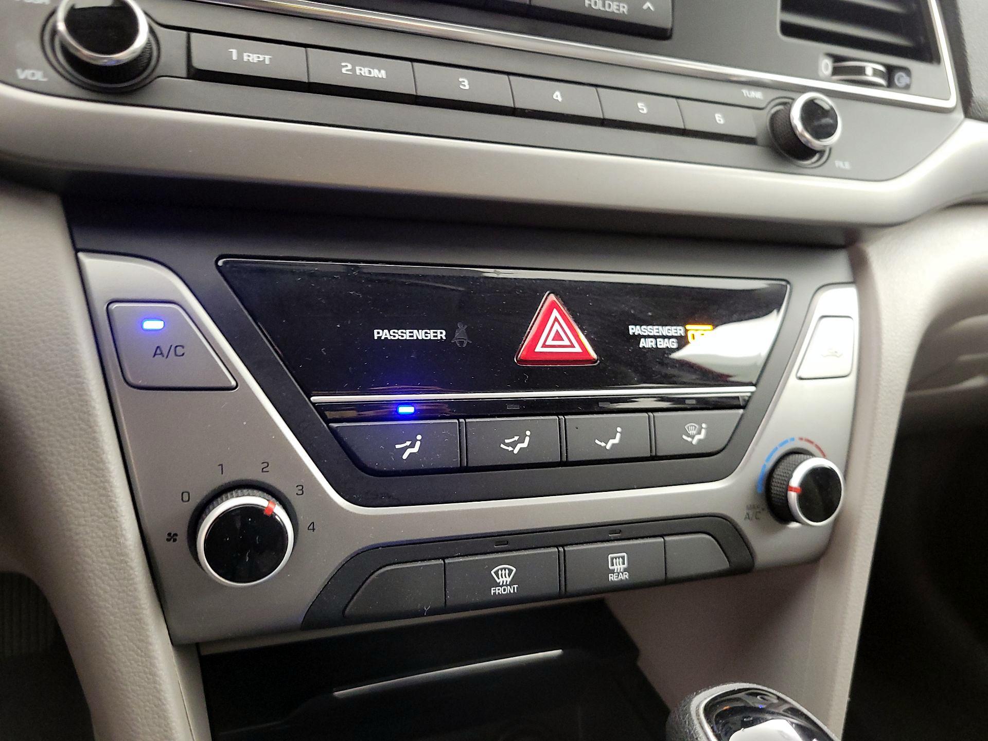 Thumbnail: 2017 Hyundai Elantra - 15