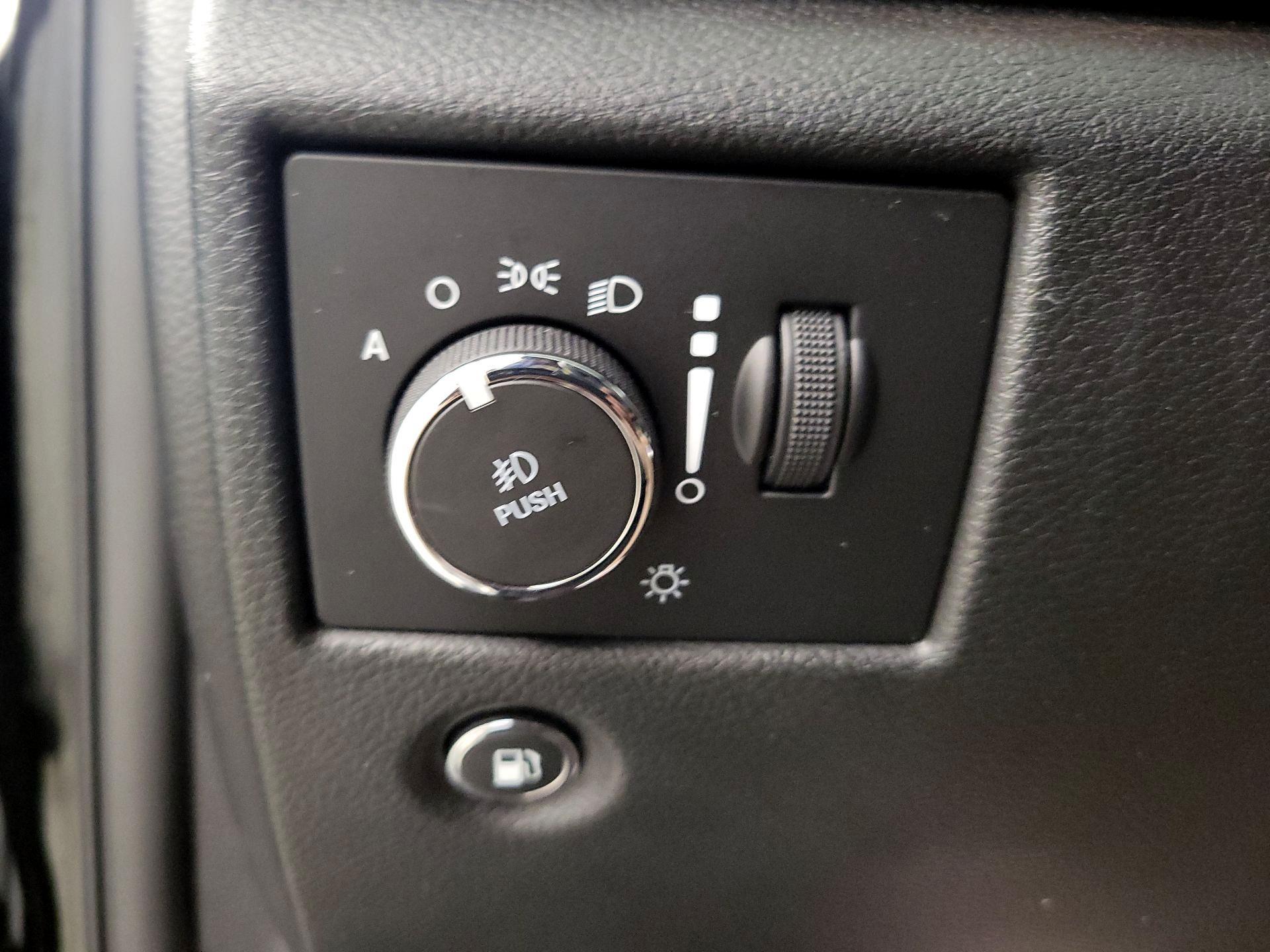 Thumbnail: 2018 Jeep Grand Cherokee - 13