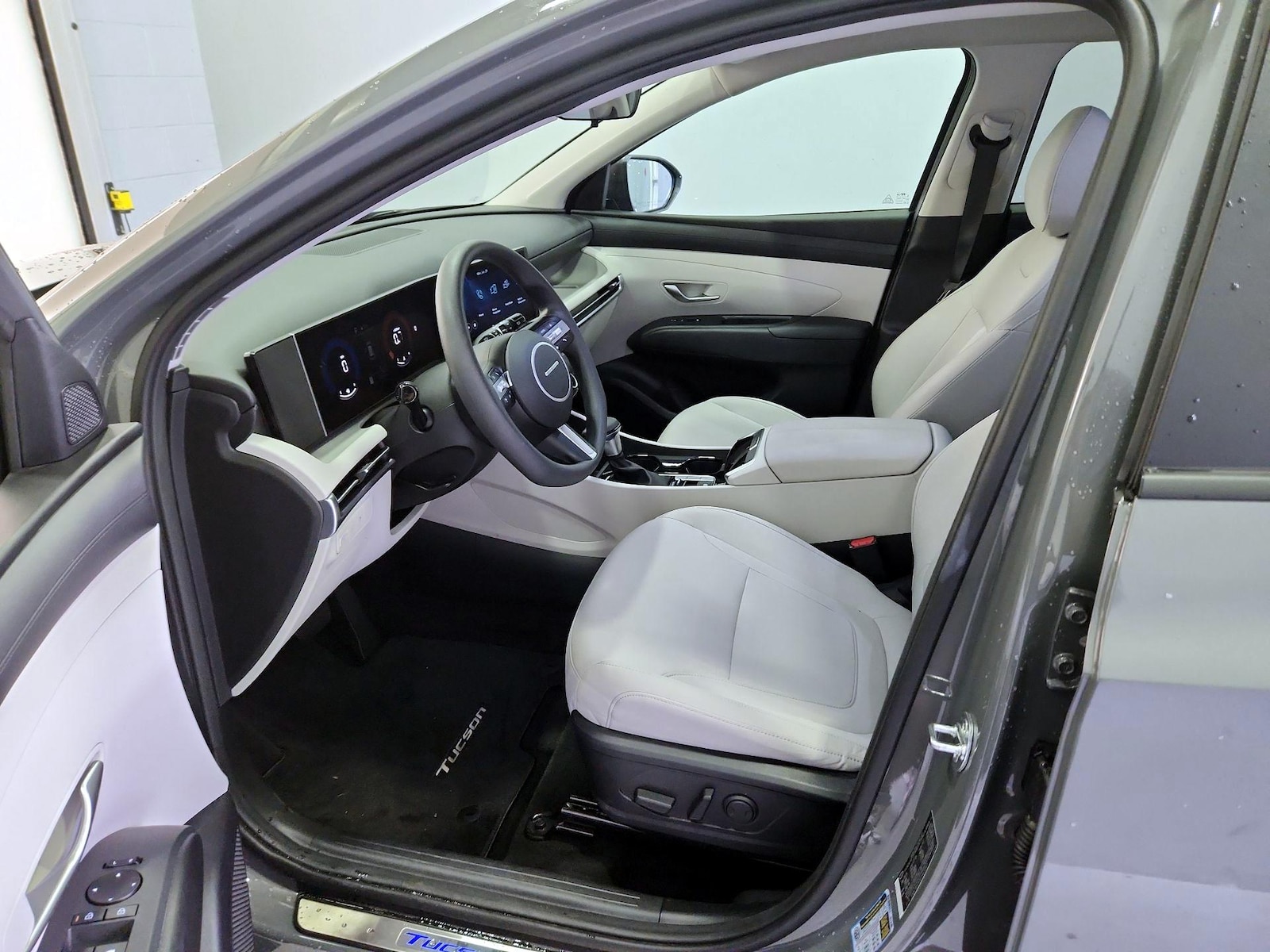 2025 Hyundai Tucson SEL - Photo 12