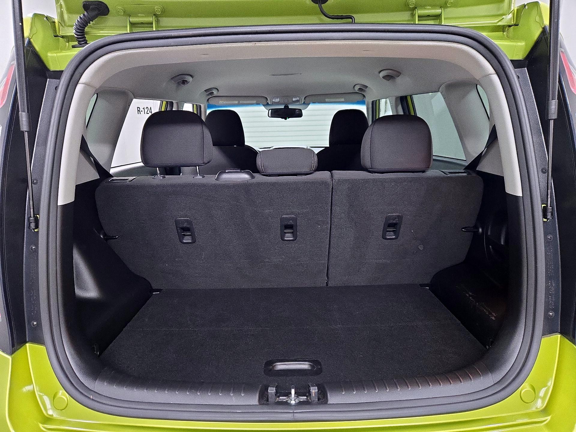 Thumbnail: 2018 Kia Soul - 20