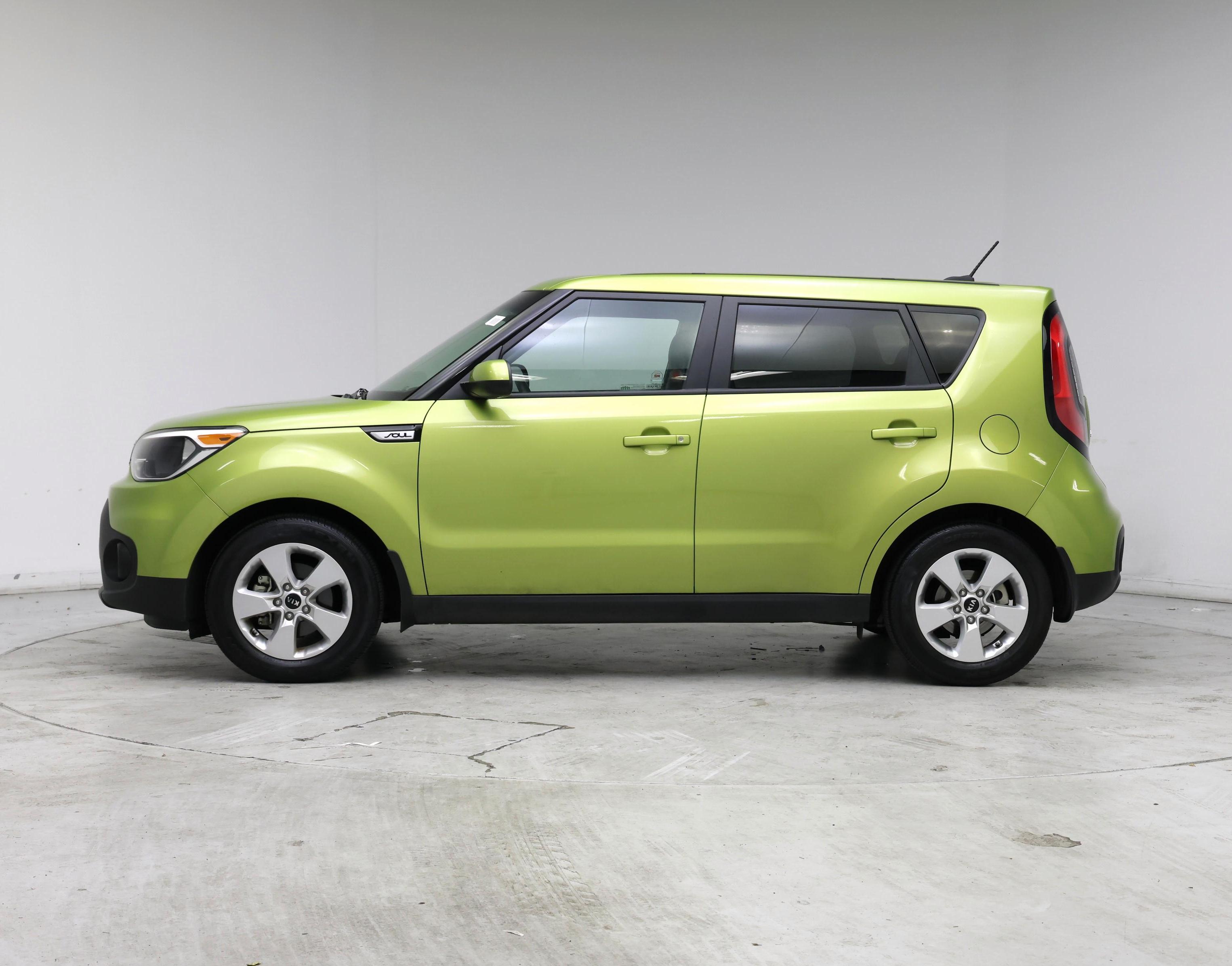 Thumbnail: 2018 Kia Soul - 3
