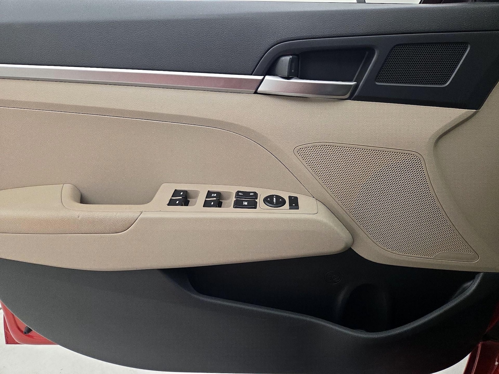 2020 Hyundai Elantra SE - Photo 13