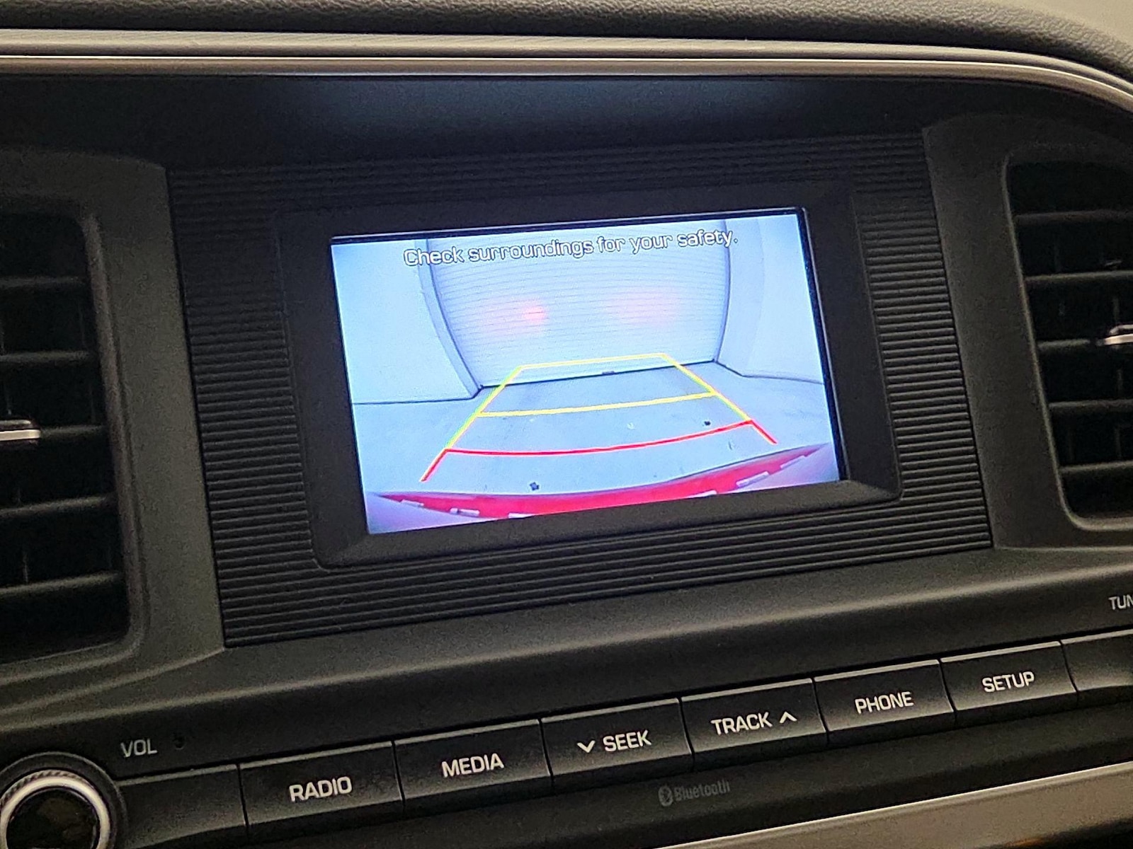 2020 Hyundai Elantra SE - Photo 15