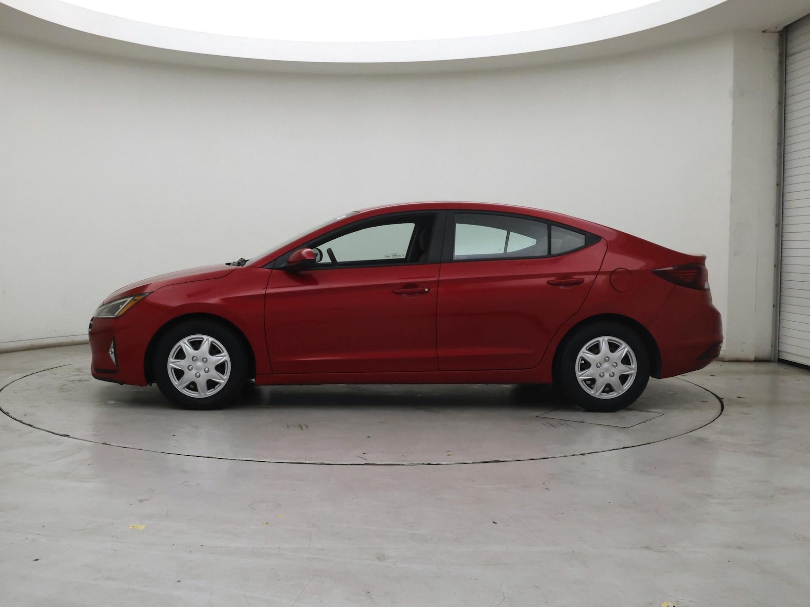 2020 Hyundai Elantra SE - Photo 4