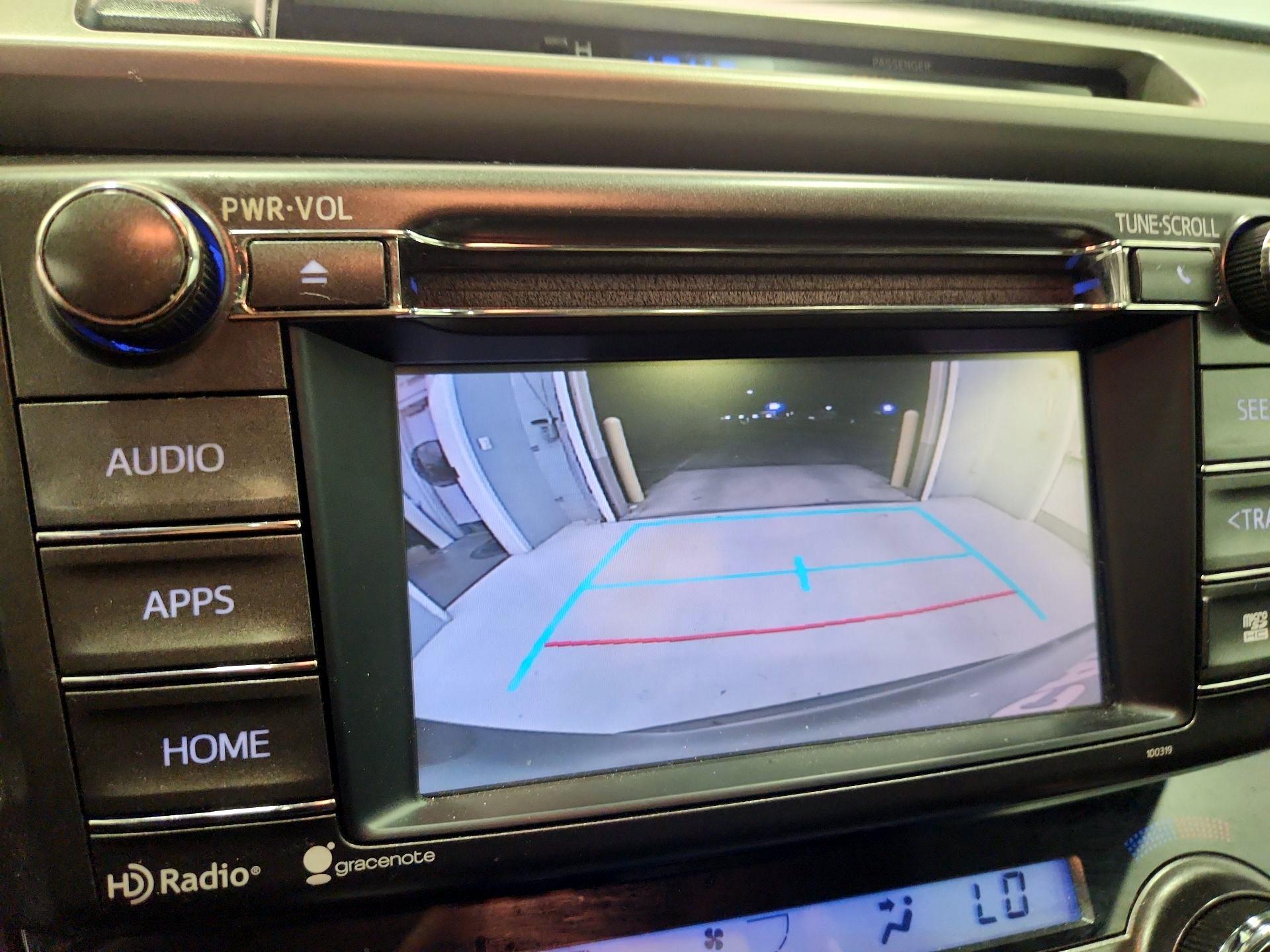 Thumbnail: 2015 Toyota RAV4 - 14