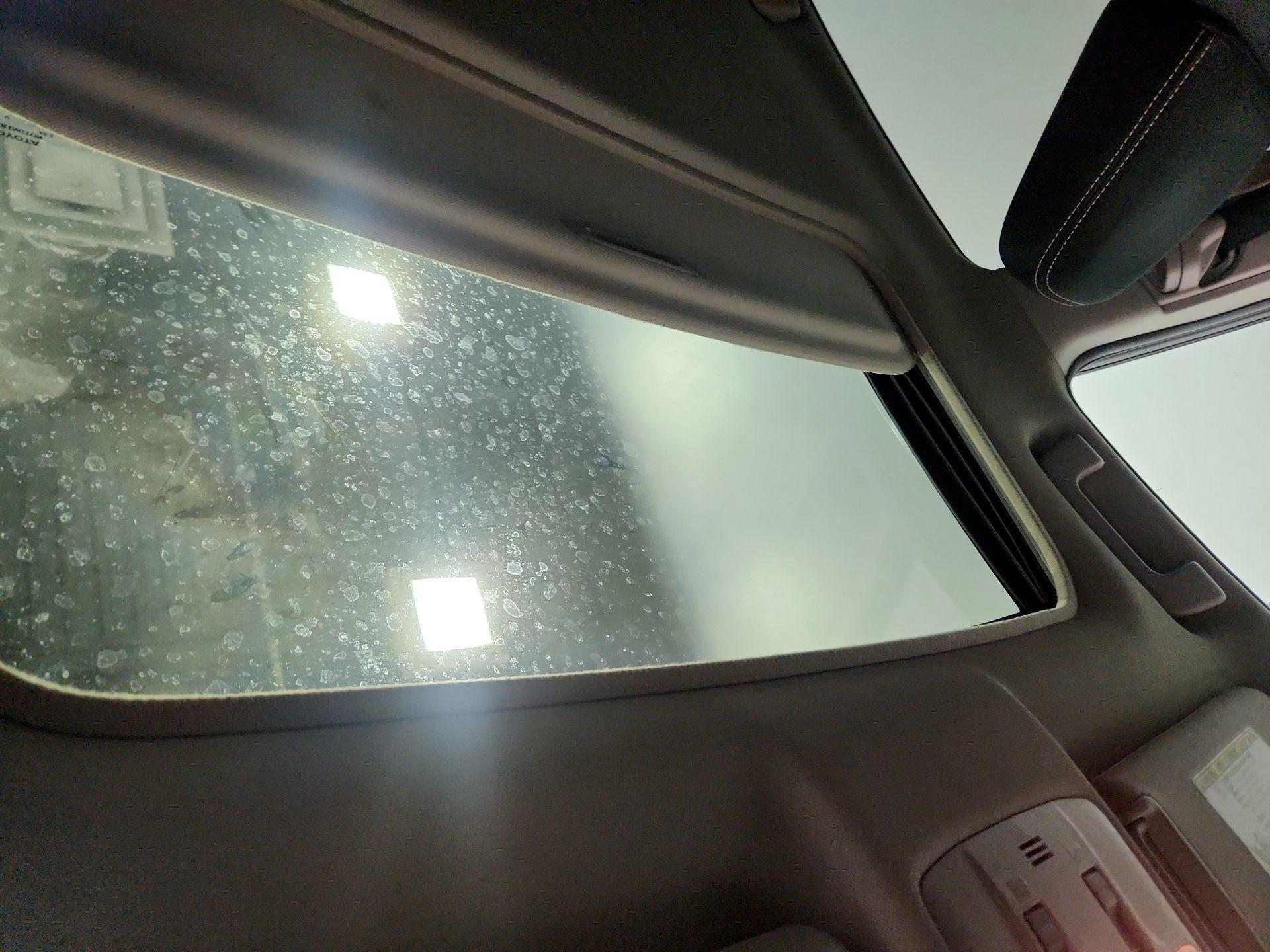 Thumbnail: 2015 Toyota RAV4 - 18
