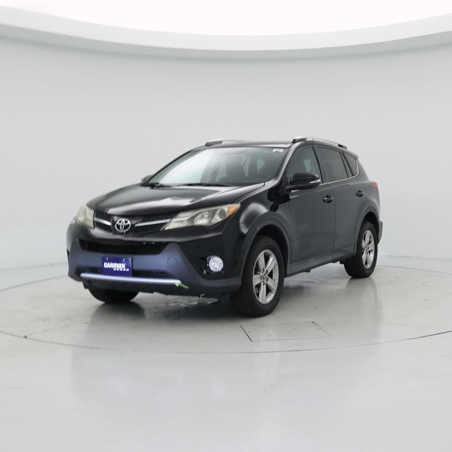Thumbnail: 2015 Toyota RAV4 - 4