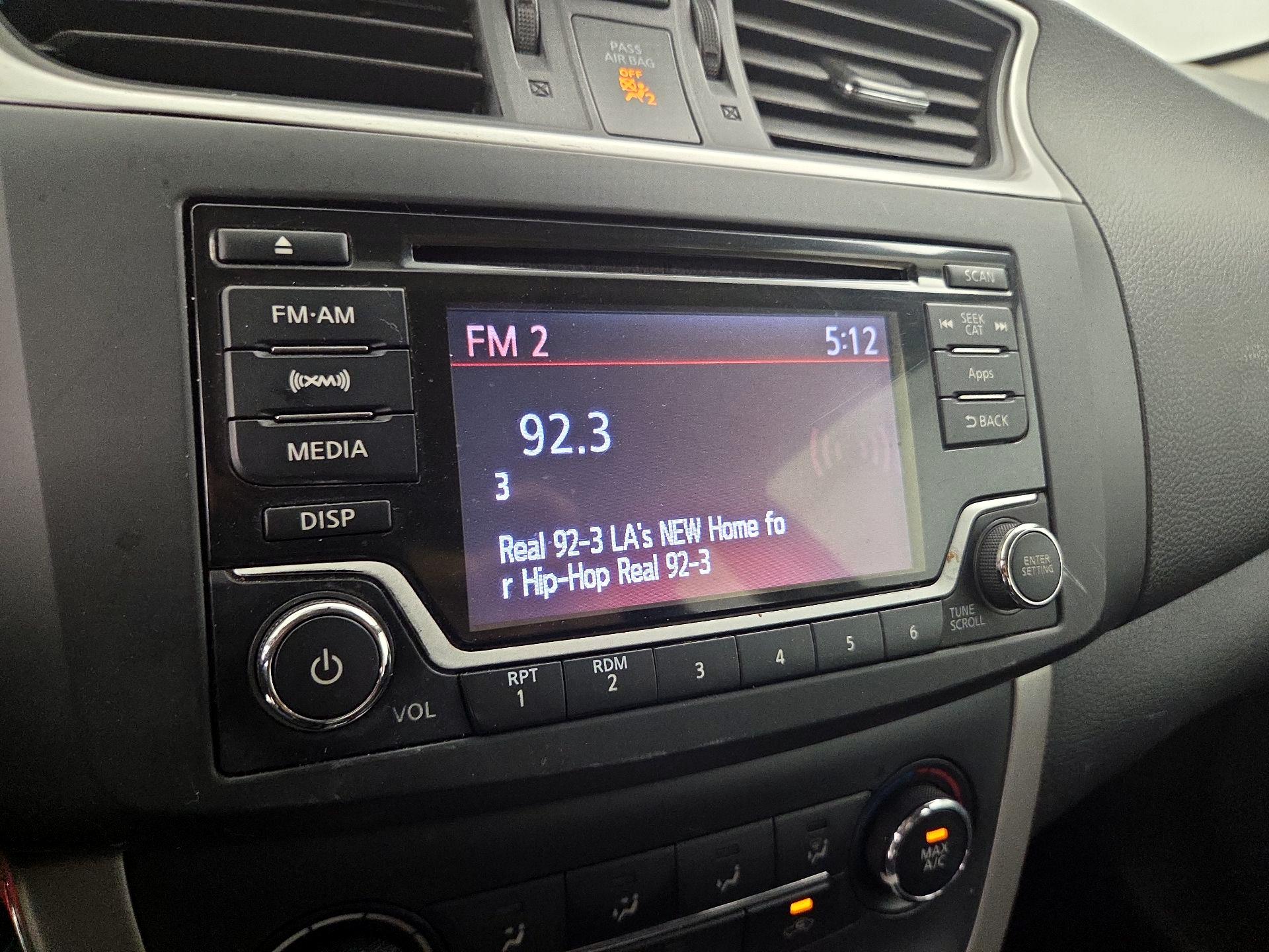 Thumbnail: 2015 Nissan Sentra - 15