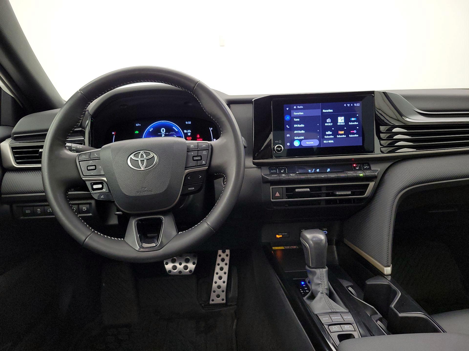 Thumbnail: 2025 Toyota Camry - 9