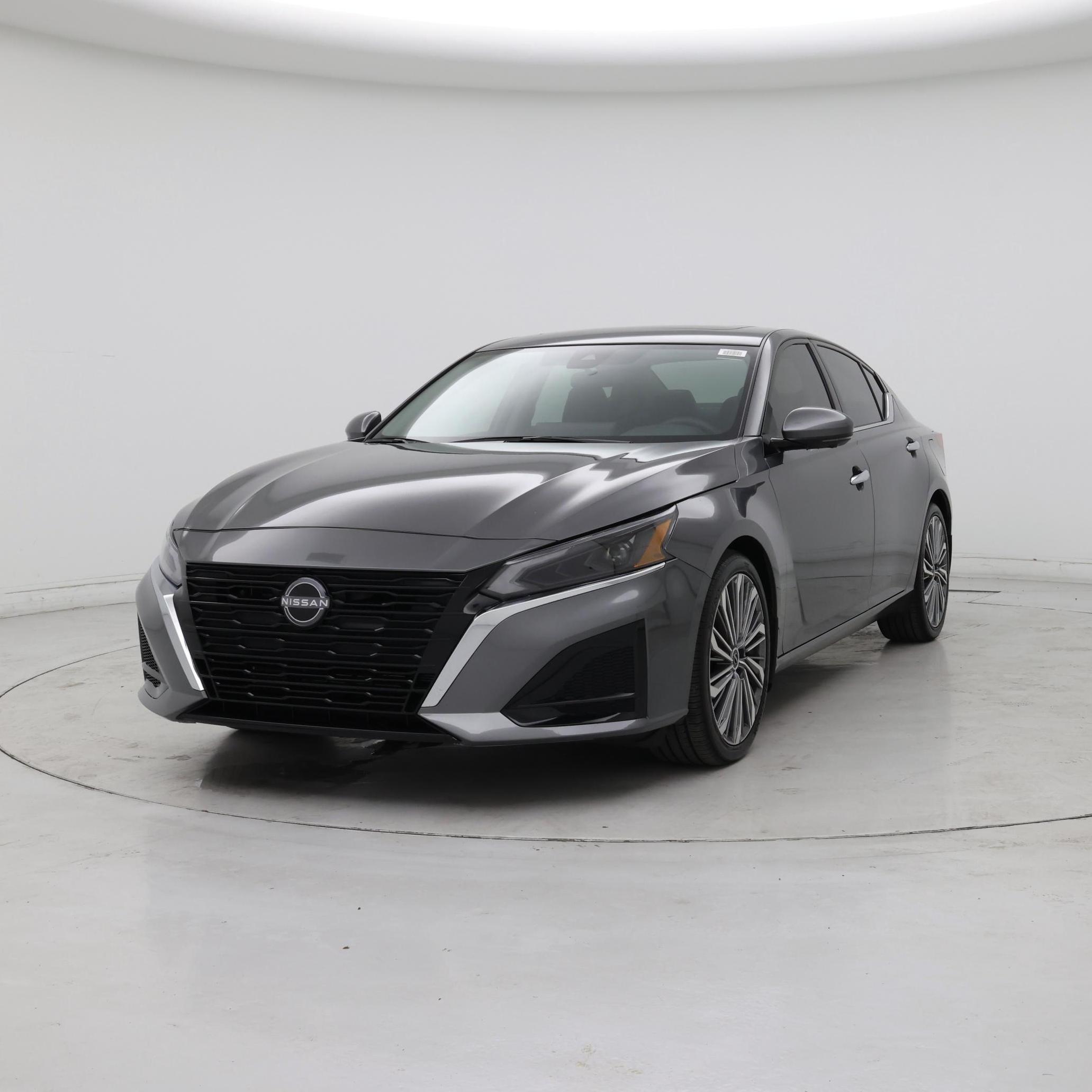 Thumbnail: 2025 Nissan Altima - 4