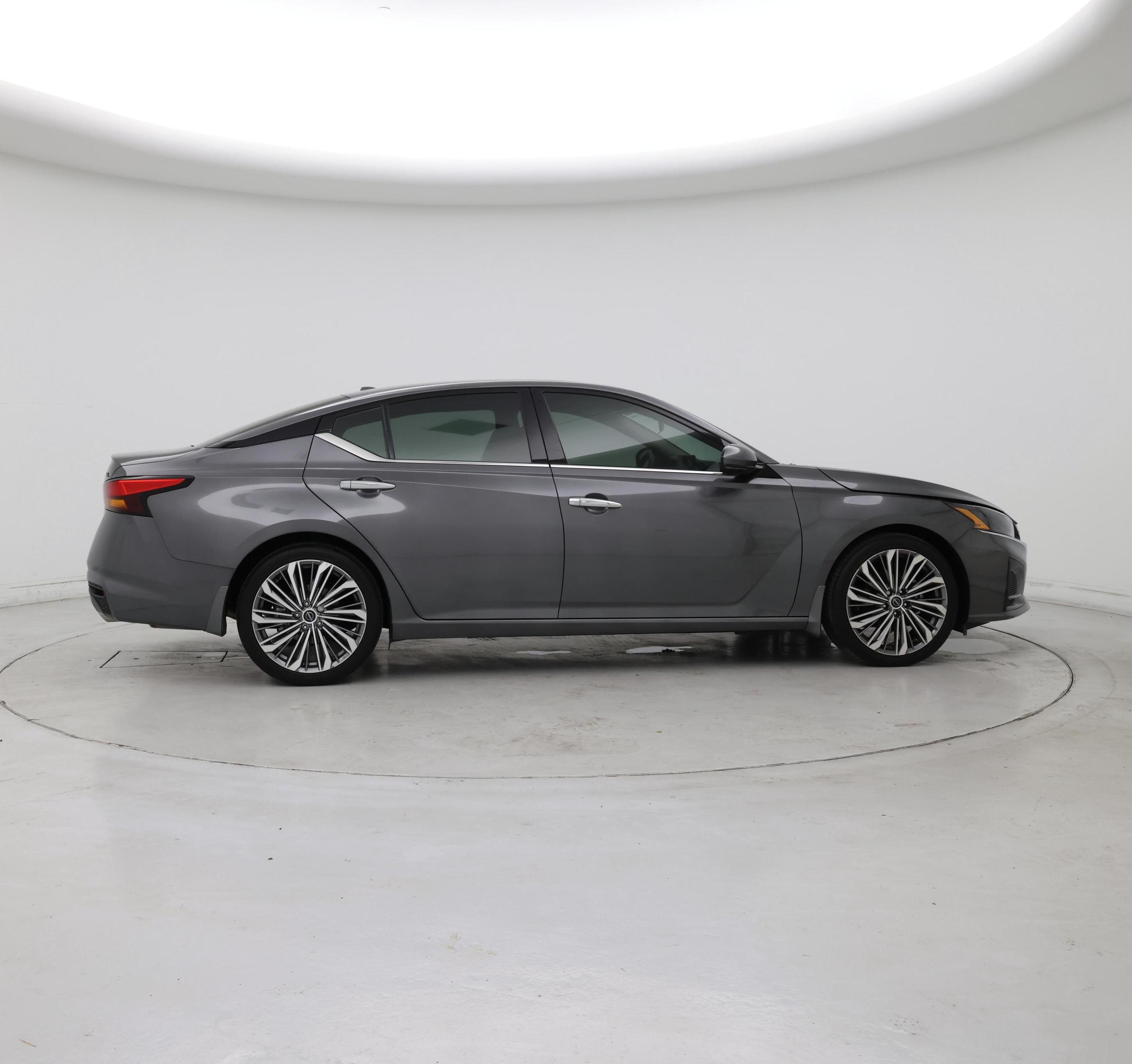 Thumbnail: 2025 Nissan Altima - 7