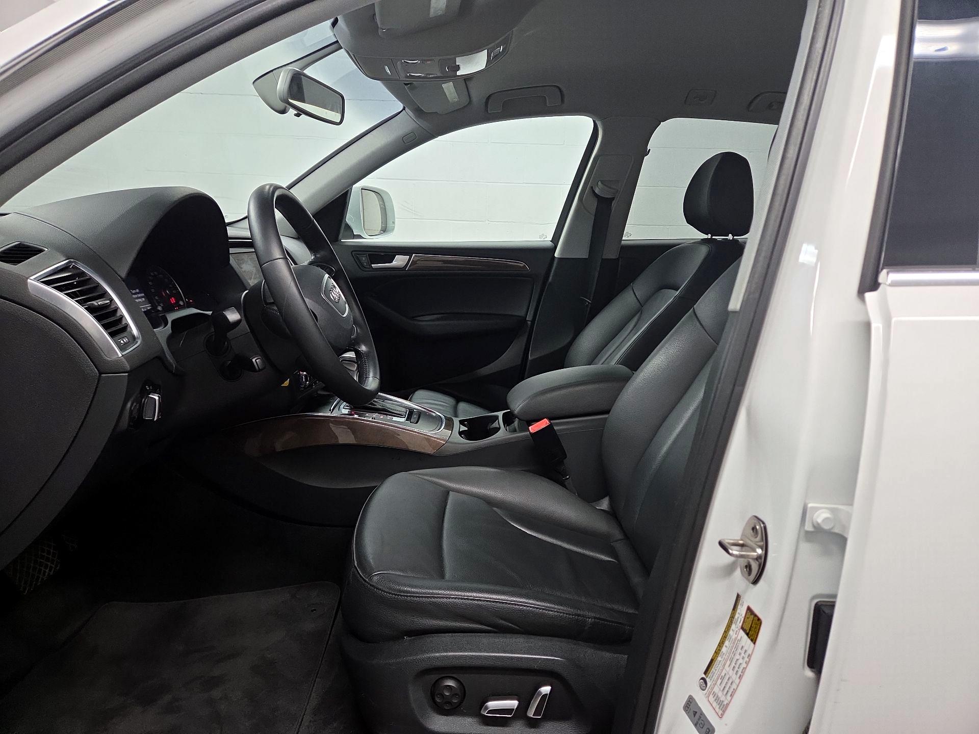 Thumbnail: 2015 Audi Q5 - 11