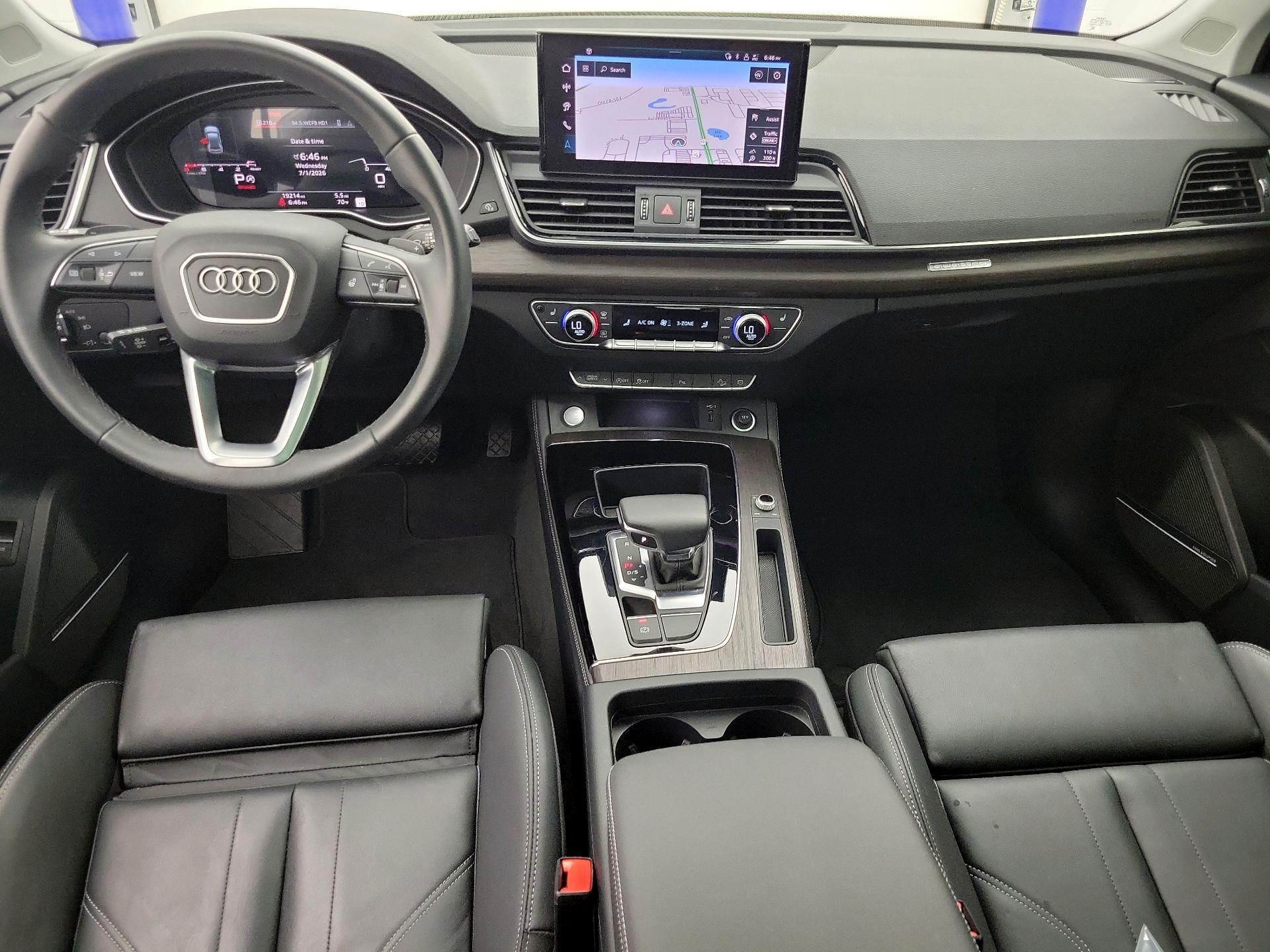 Thumbnail: 2025 Audi Q5 - 9