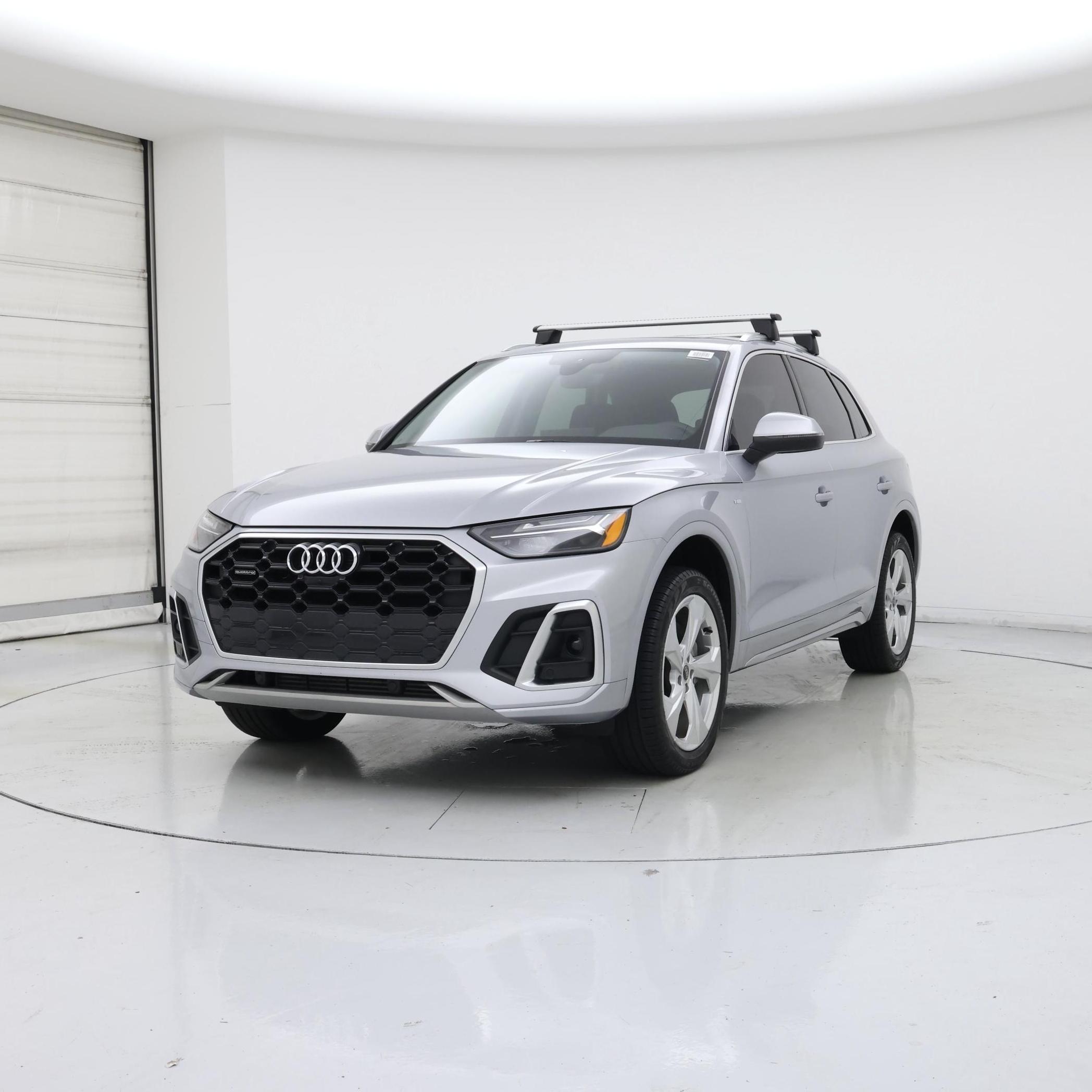 Thumbnail: 2025 Audi Q5 - 4