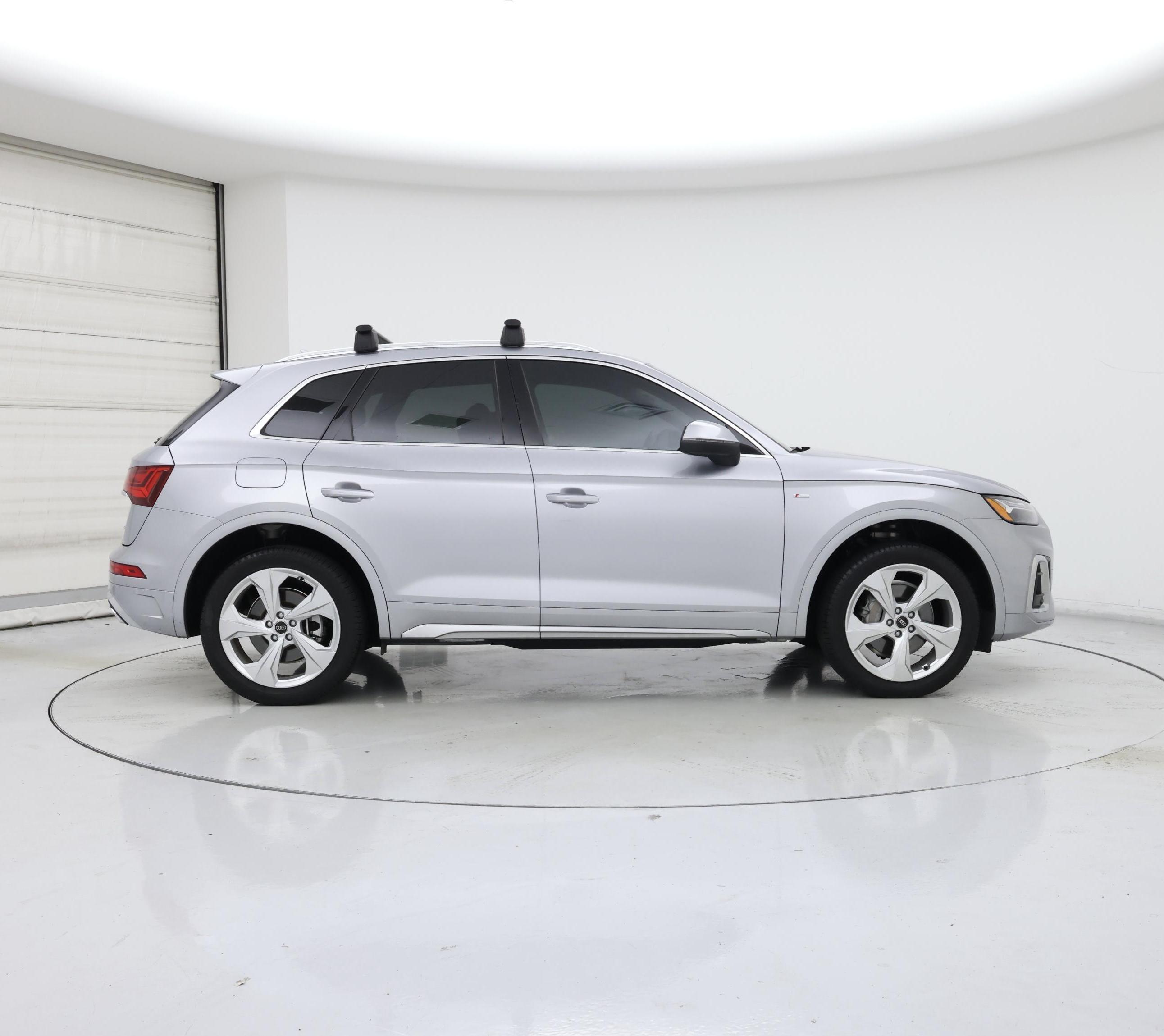 Thumbnail: 2025 Audi Q5 - 7