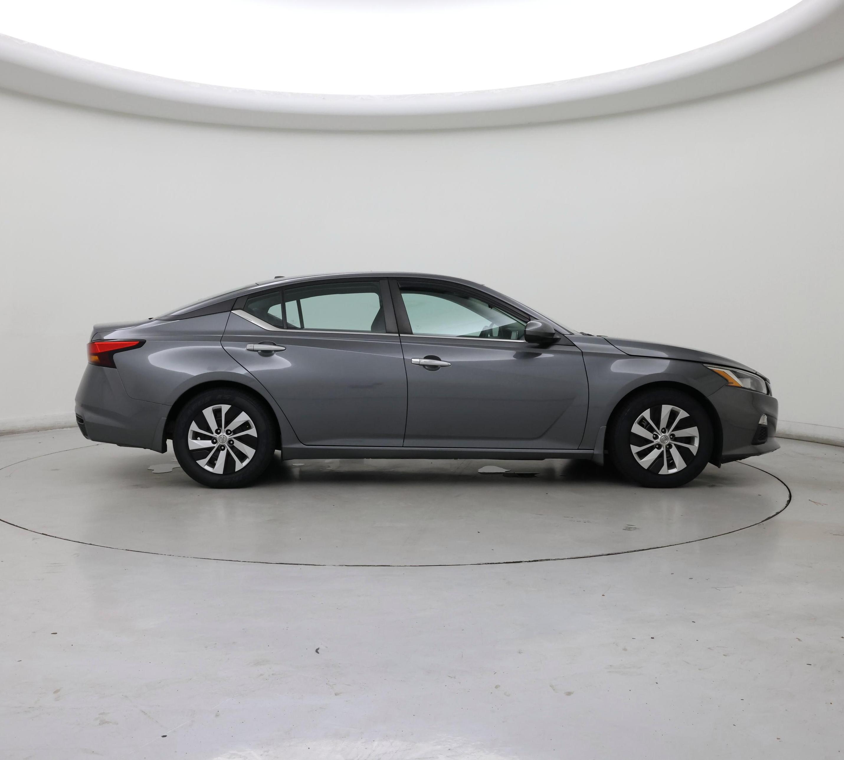 Thumbnail: 2019 Nissan Altima - 7