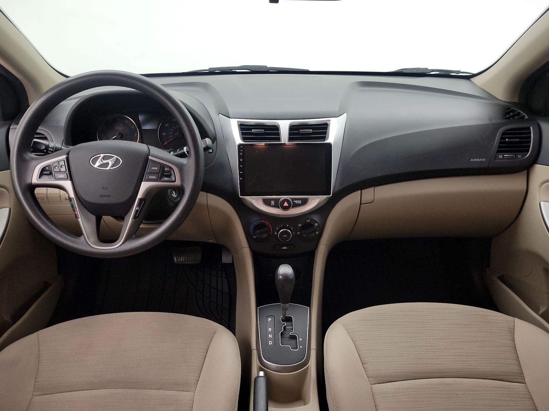 Thumbnail: 2017 Hyundai Accent - 9