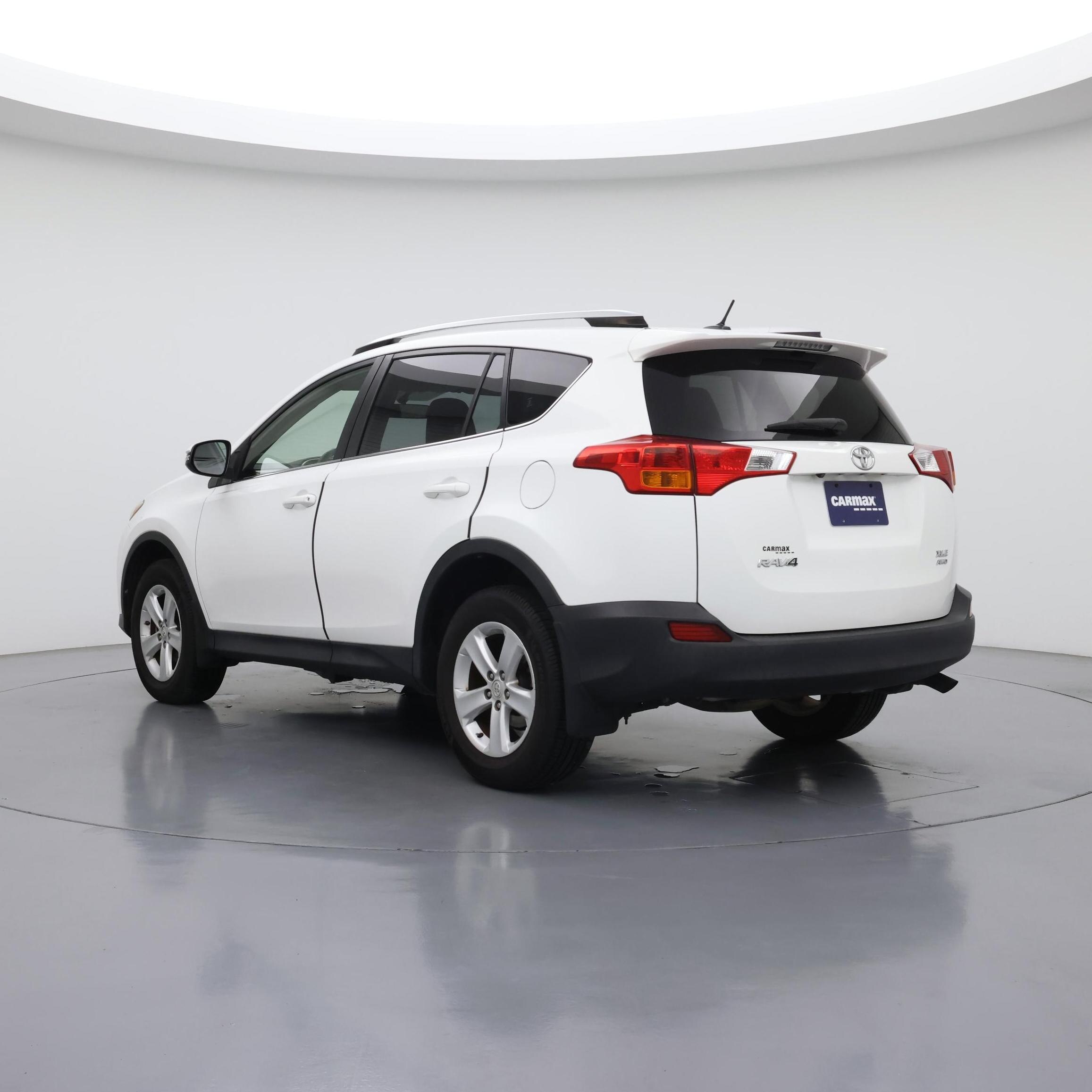 Thumbnail: 2014 Toyota RAV4 - 2