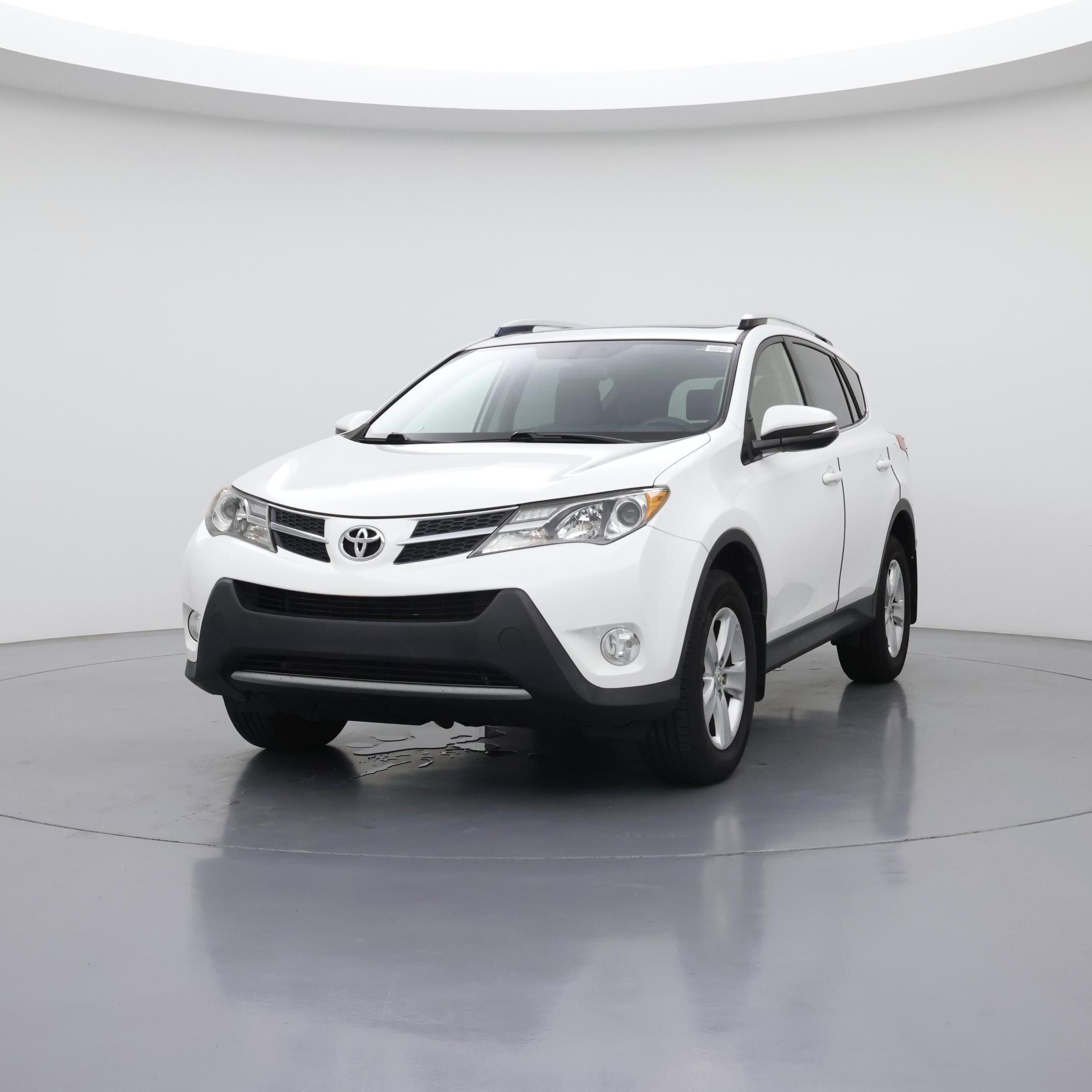 Thumbnail: 2014 Toyota RAV4 - 4