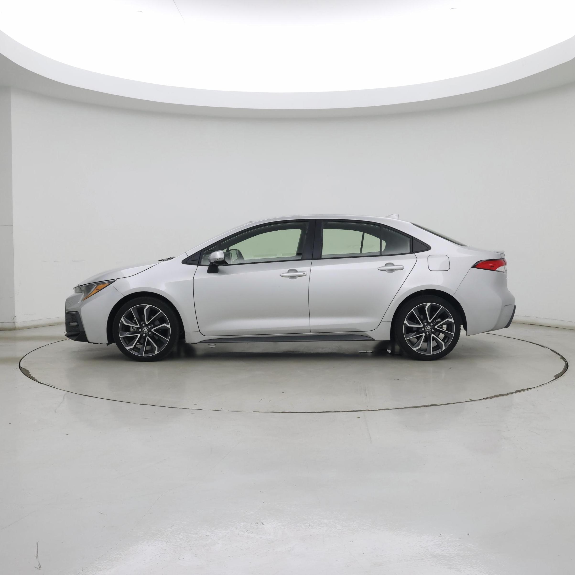 Thumbnail: 2021 Toyota Corolla - 3
