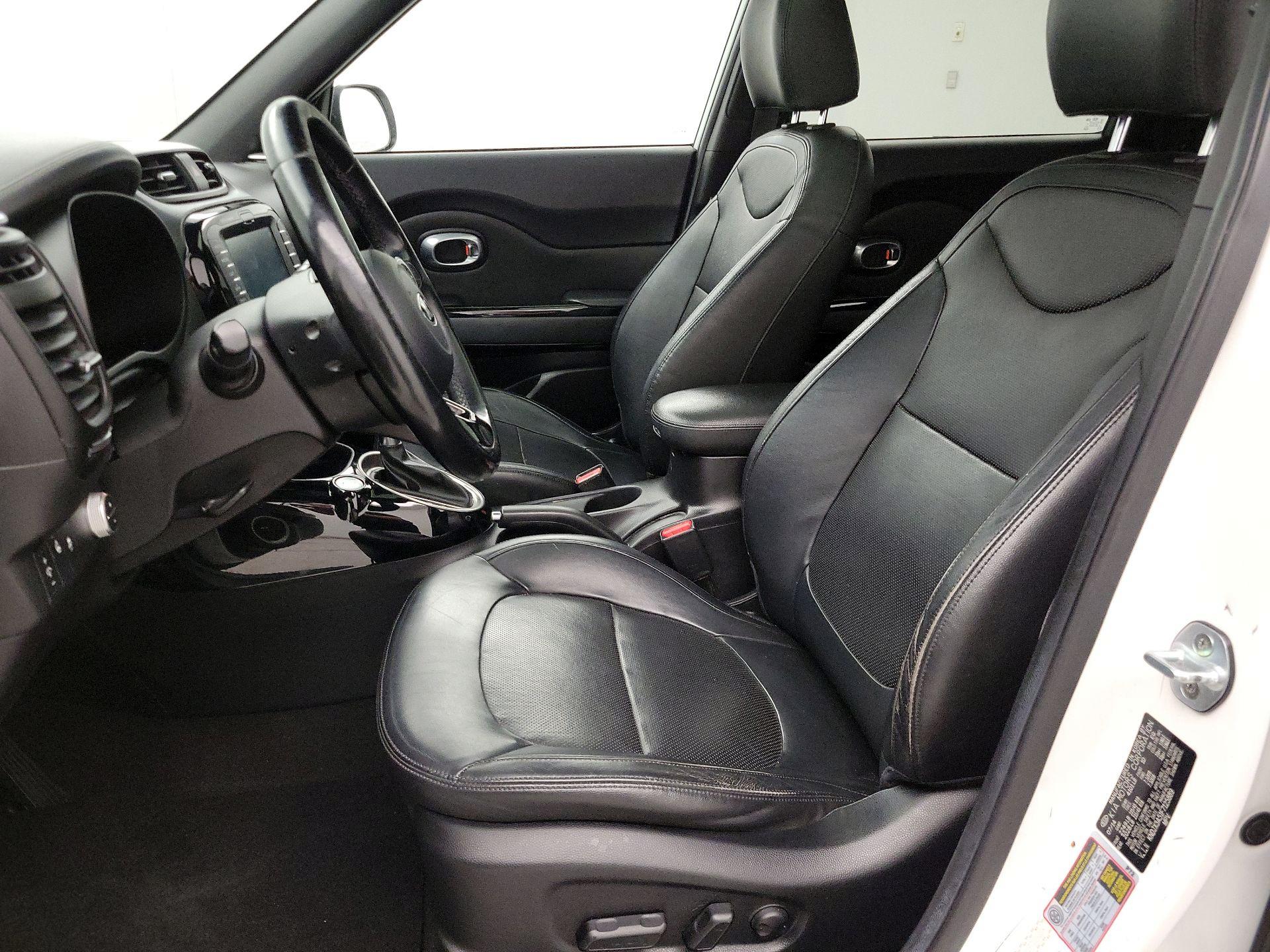 Thumbnail: 2015 Kia Soul - 11