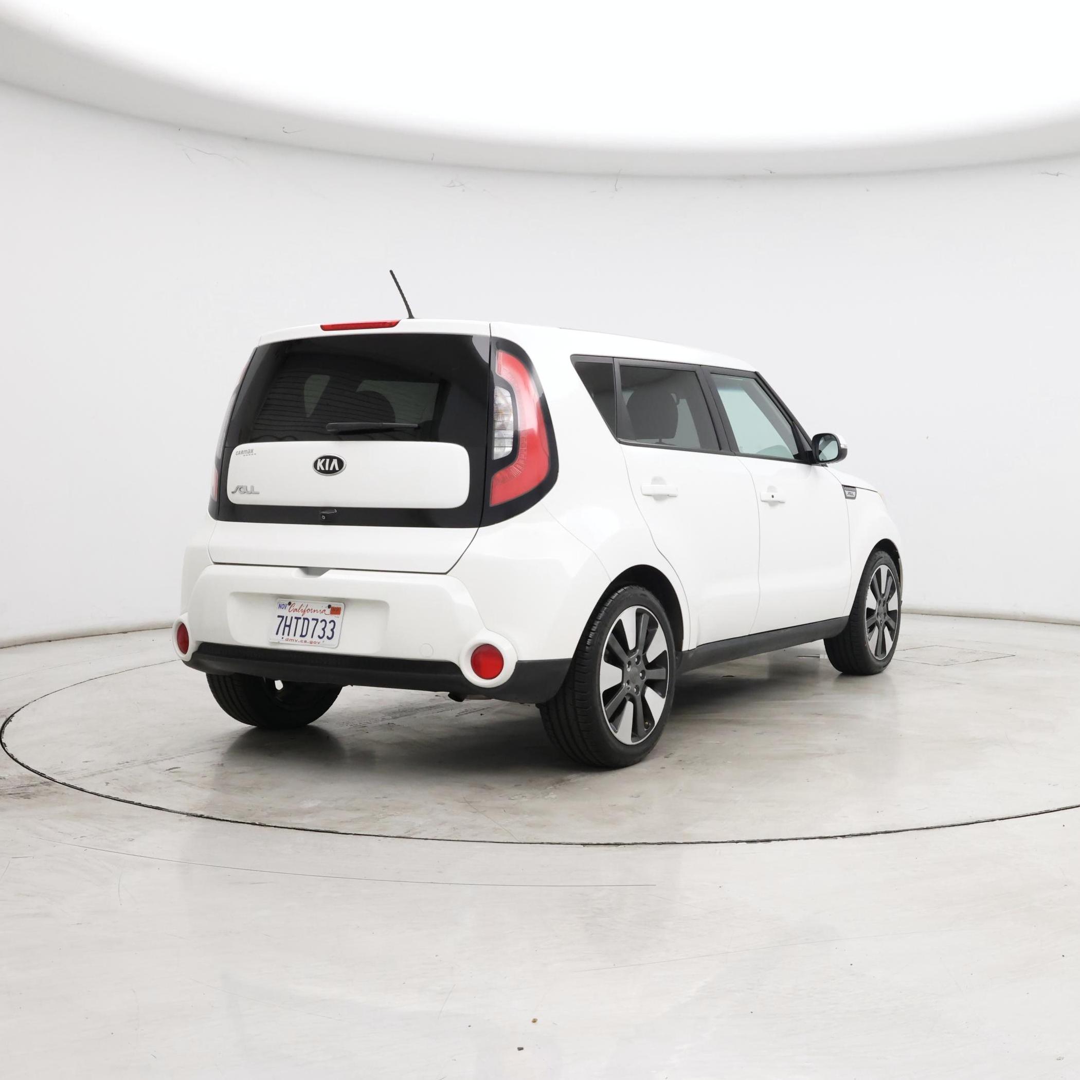 Thumbnail: 2015 Kia Soul - 8