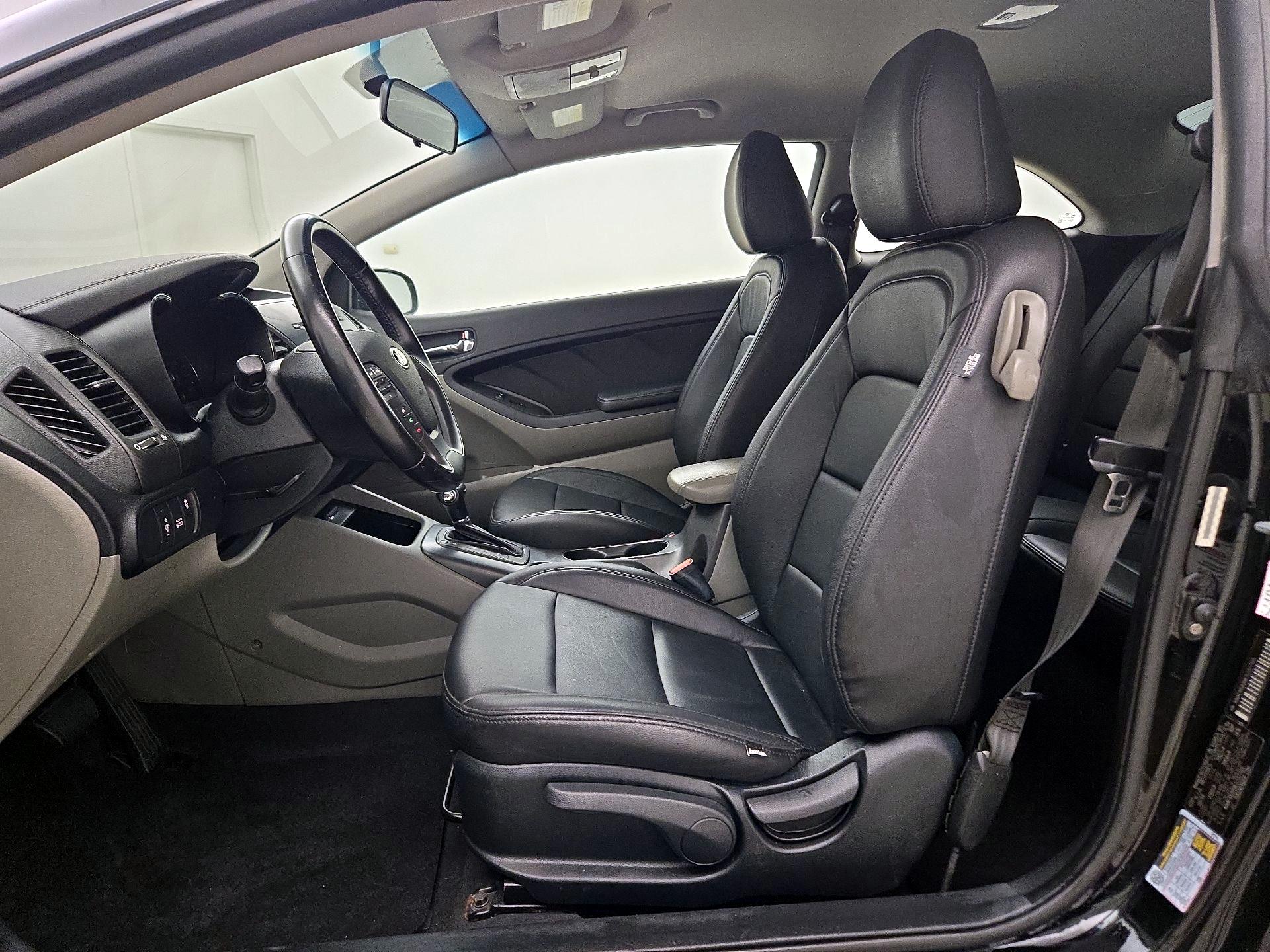 Thumbnail: 2014 Kia Forte - 11
